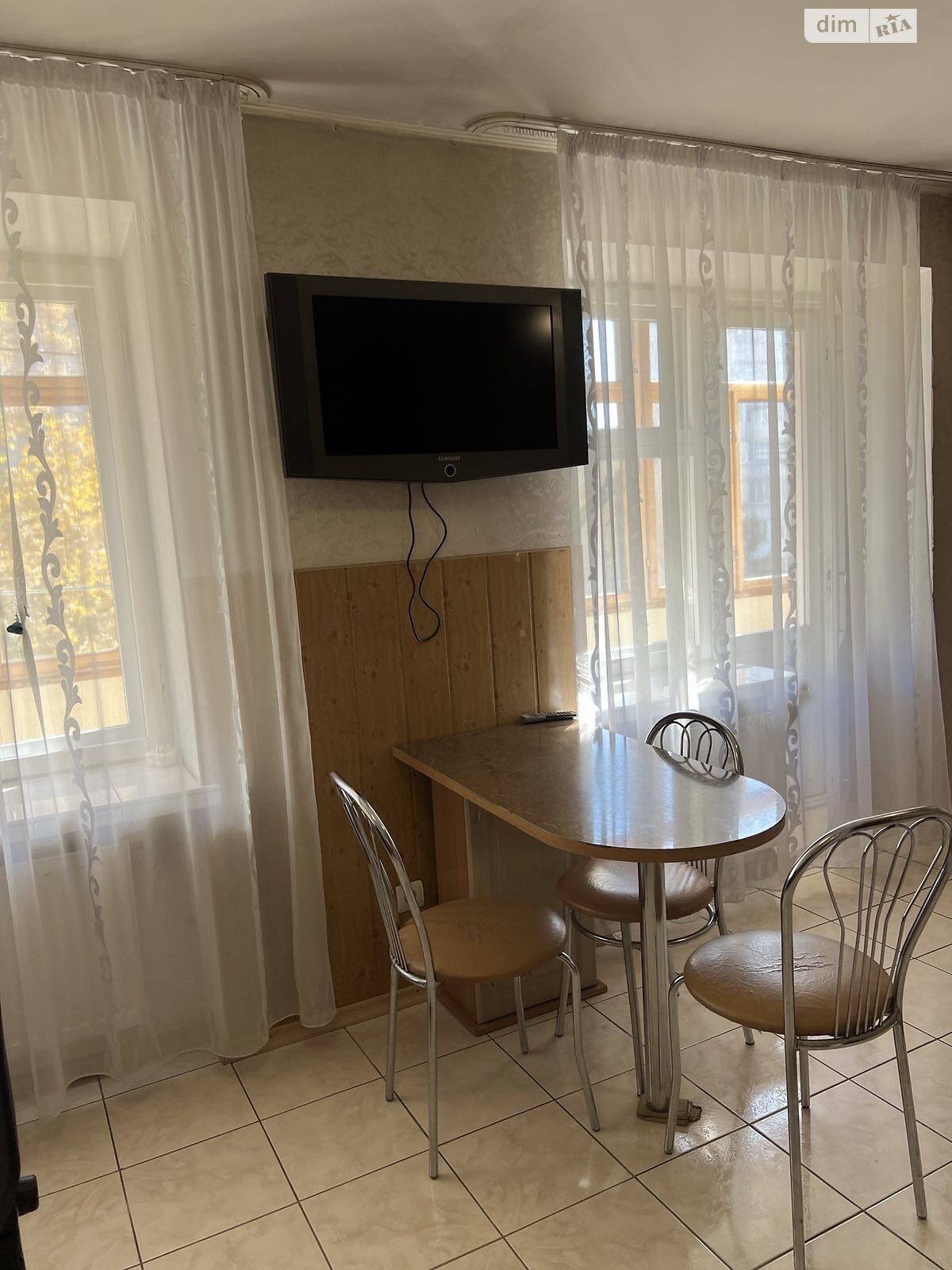 однокомнатная квартира в Тернополе, район Бам, на ул. Генерала Мирона Тарнавского в аренду на долгий срок помесячно фото 1 однокомнатная квартира в Тернополе, район Бам, на ул. Генерала Мирона Тарнавского в аренду на долгий срок помесячно фото 1