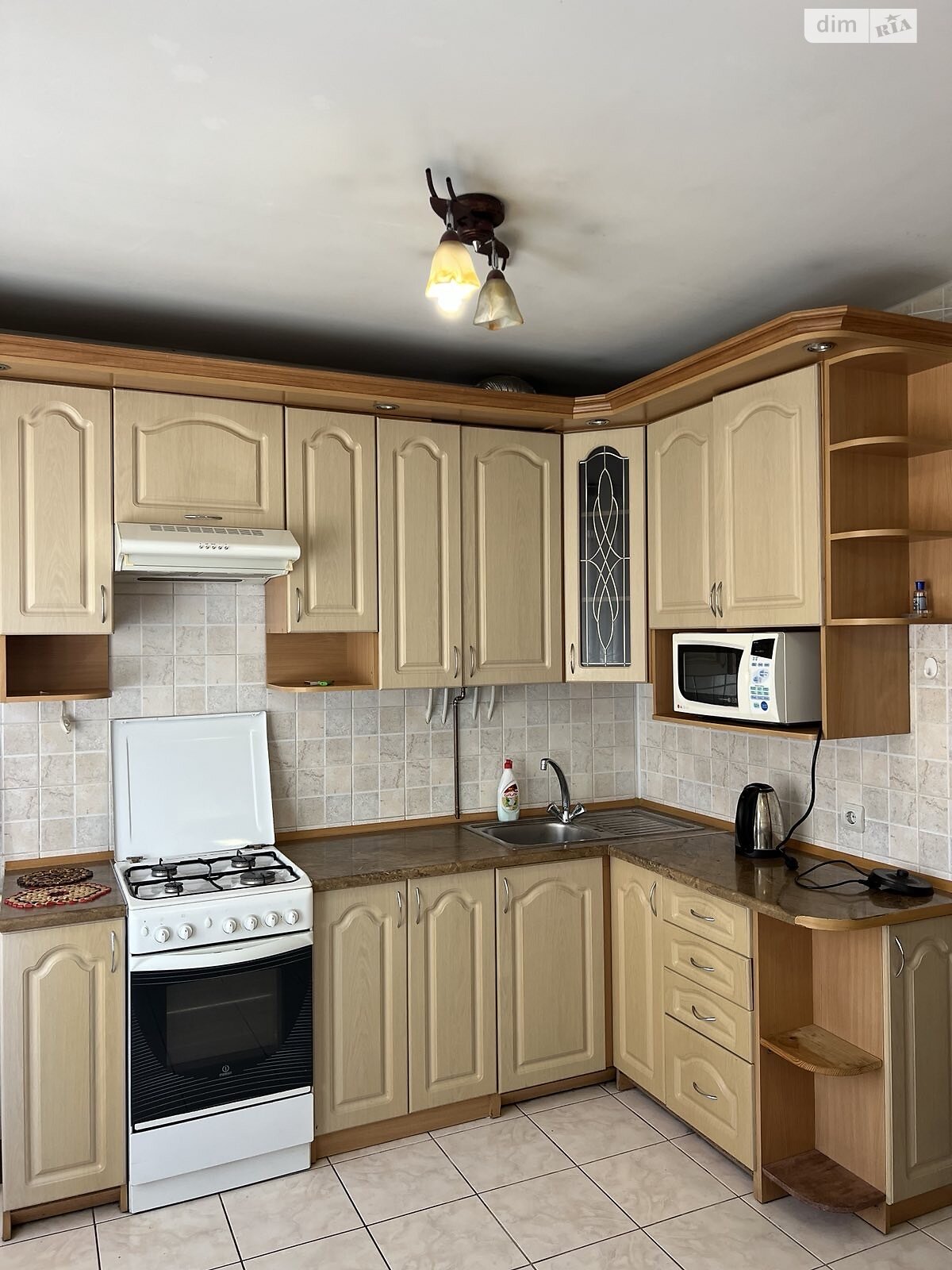 однокомнатная квартира в Тернополе, район Бам, на ул. Генерала Мирона Тарнавского в аренду на долгий срок помесячно фото 1 однокомнатная квартира в Тернополе, район Бам, на ул. Генерала Мирона Тарнавского в аренду на долгий срок помесячно фото 1