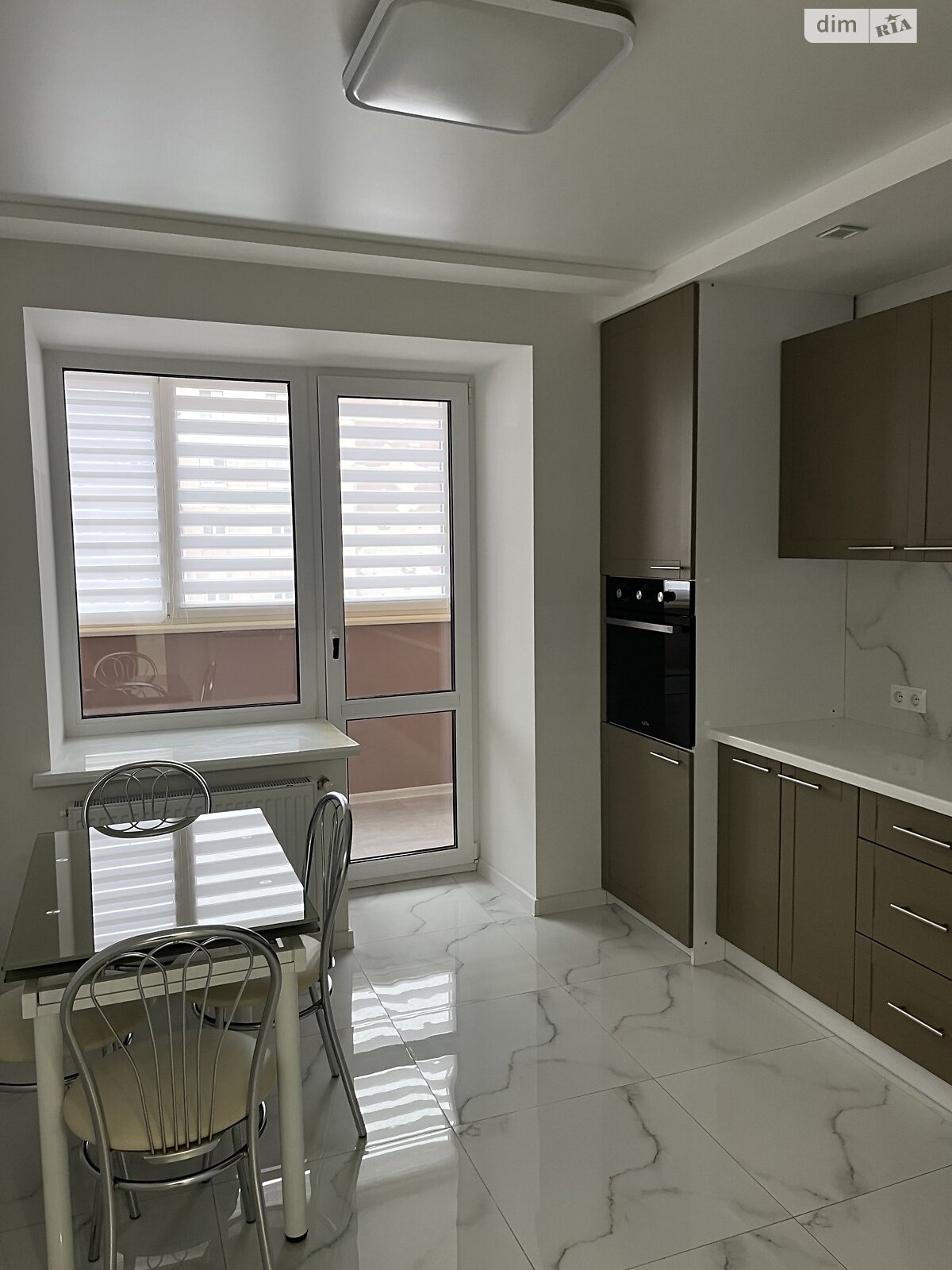 однокімнатна квартира в Тернополі, район Бам, на вул. Генерала Мирона Тарнавського 30 в довготривалу оренду помісячно фото 1 однокімнатна квартира в Тернополі, район Бам, на вул. Генерала Мирона Тарнавського 30 в довготривалу оренду помісячно фото 1