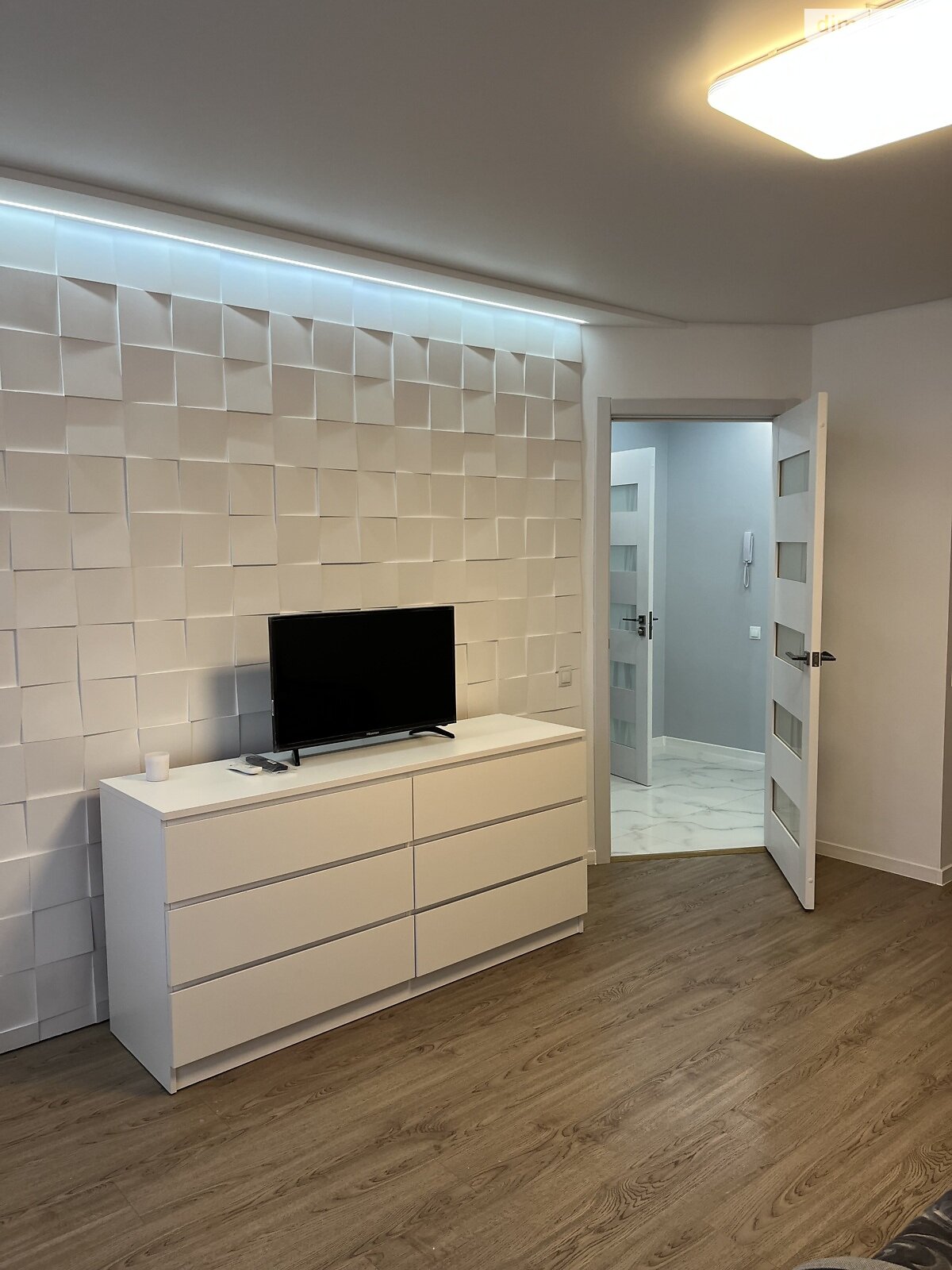 однокімнатна квартира в Тернополі, район Бам, на вул. Генерала Мирона Тарнавського 30 в довготривалу оренду помісячно фото 1 однокімнатна квартира в Тернополі, район Бам, на вул. Генерала Мирона Тарнавського 30 в довготривалу оренду помісячно фото 1