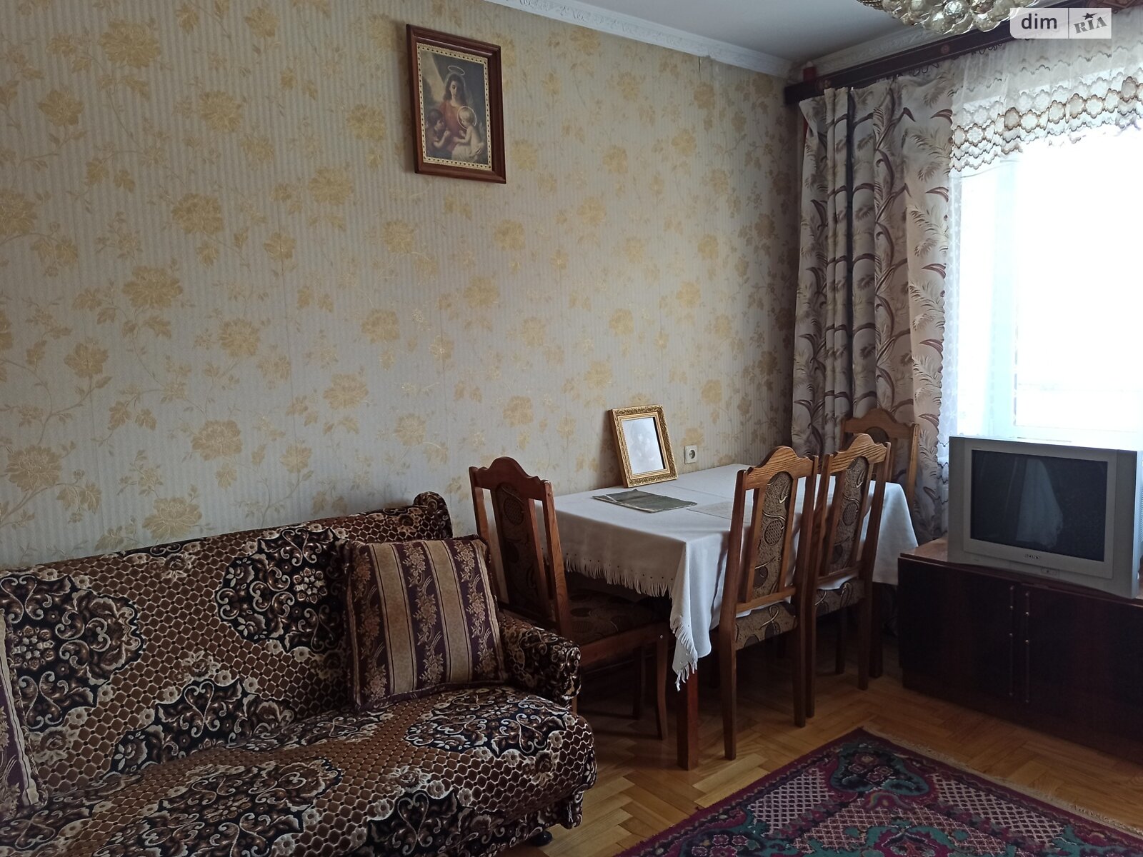 трикімнатна квартира в Тернополі, район Бам, на вул. Київська 9 в довготривалу оренду помісячно фото 1 трикімнатна квартира в Тернополі, район Бам, на вул. Київська 9 в довготривалу оренду помісячно фото 1