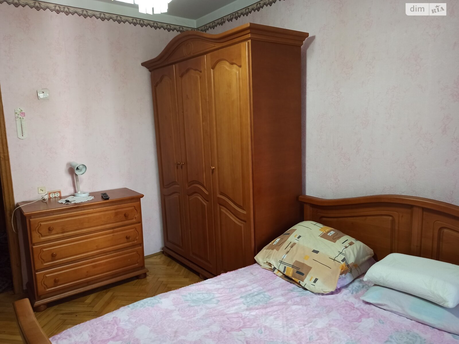 трикімнатна квартира в Тернополі, район Бам, на вул. Київська 9 в довготривалу оренду помісячно фото 1 трикімнатна квартира в Тернополі, район Бам, на вул. Київська 9 в довготривалу оренду помісячно фото 1