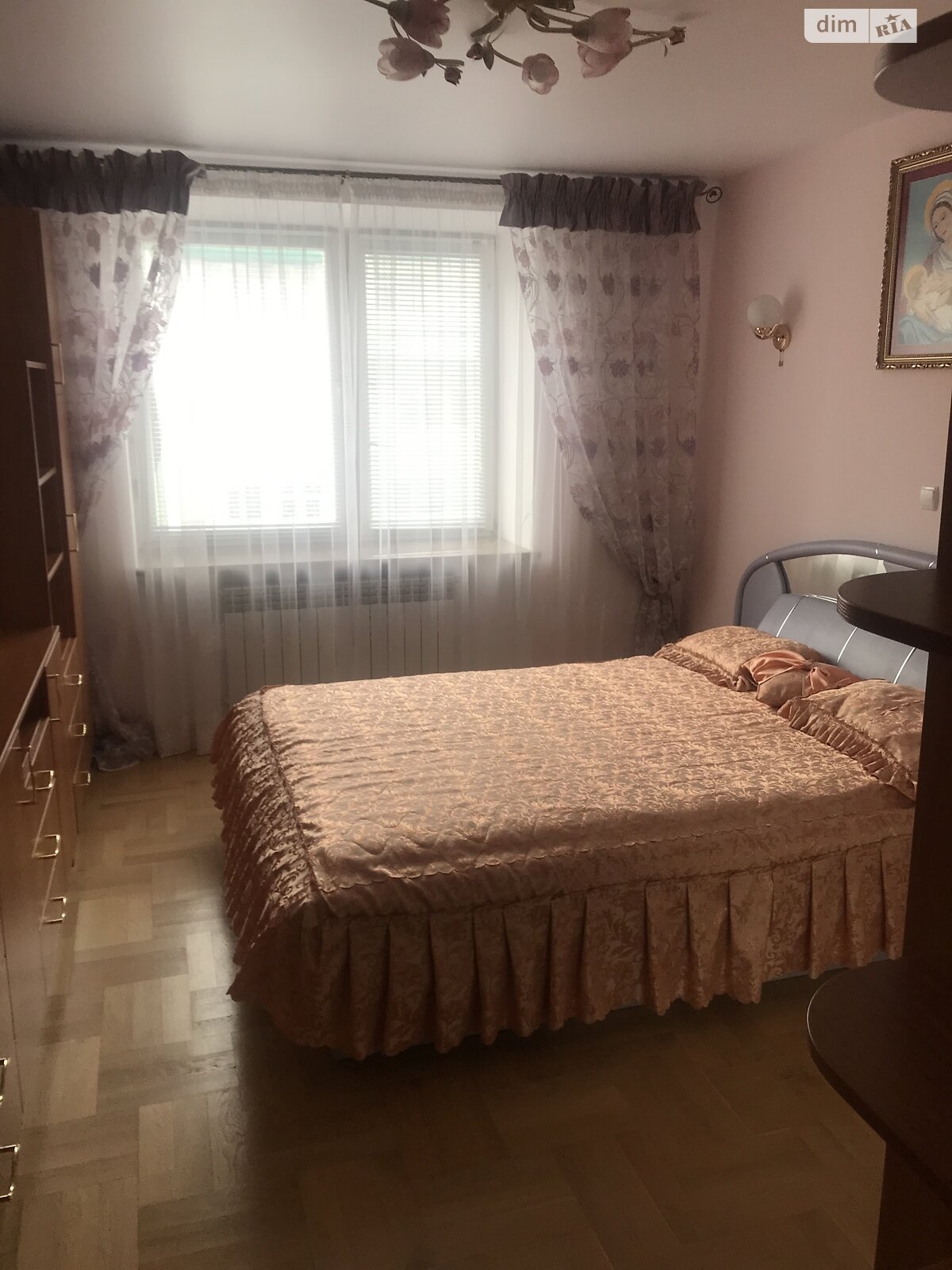 трехкомнатная квартира в Тернополе, район Бам, на ул. Академика Сергея Королева 10А в аренду на долгий срок помесячно фото 1 трехкомнатная квартира в Тернополе, район Бам, на ул. Академика Сергея Королева 10А в аренду на долгий срок помесячно фото 1