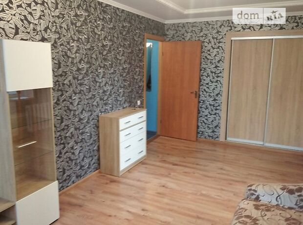 однокомнатная квартира с мебелью в Тернополе, район Бам, на ул. Купчинского Романа в аренду на долгий срок помесячно фото 1 однокомнатная квартира с мебелью в Тернополе, район Бам, на ул. Купчинского Романа в аренду на долгий срок помесячно фото 1