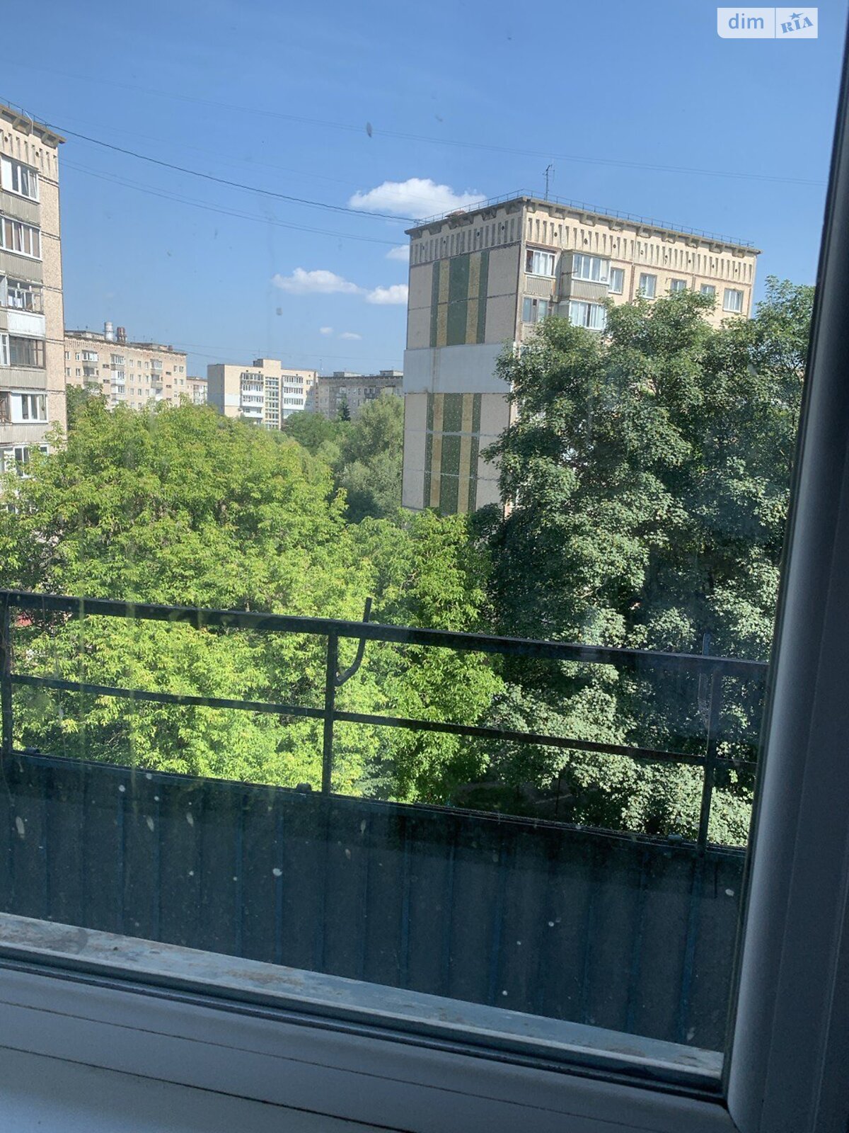 трехкомнатная квартира в Тернополе, район Бам, на ул. Лепкого Богдана в аренду на долгий срок помесячно фото 1 трехкомнатная квартира в Тернополе, район Бам, на ул. Лепкого Богдана в аренду на долгий срок помесячно фото 1