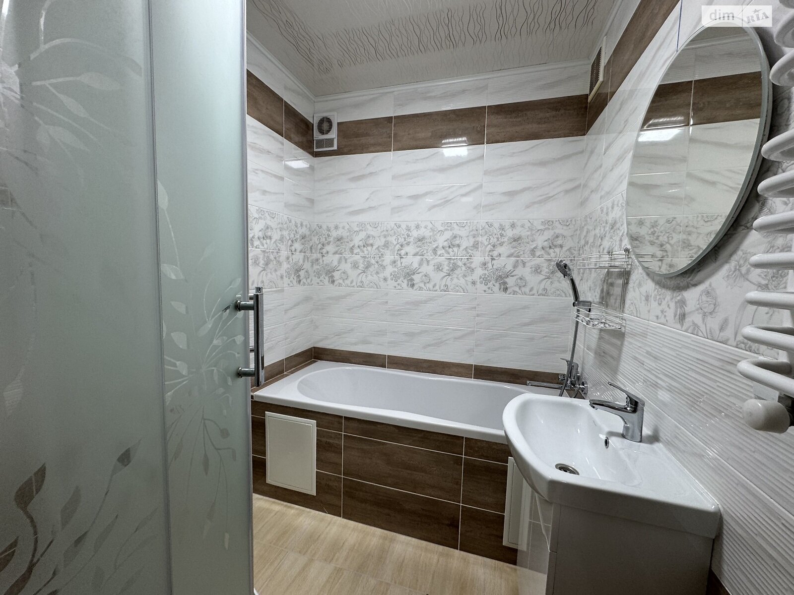 двухкомнатная квартира в Тернополе, район Бам, на ул. Лепкого Богдана в аренду на долгий срок помесячно фото 1