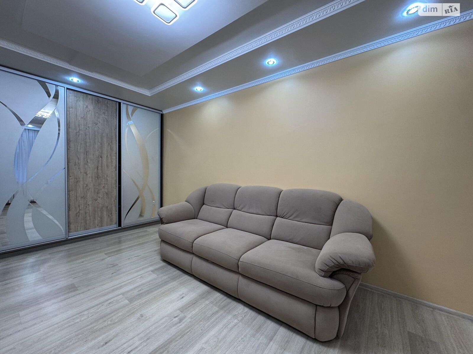 двухкомнатная квартира в Тернополе, район Бам, на ул. Лепкого Богдана в аренду на долгий срок помесячно фото 1