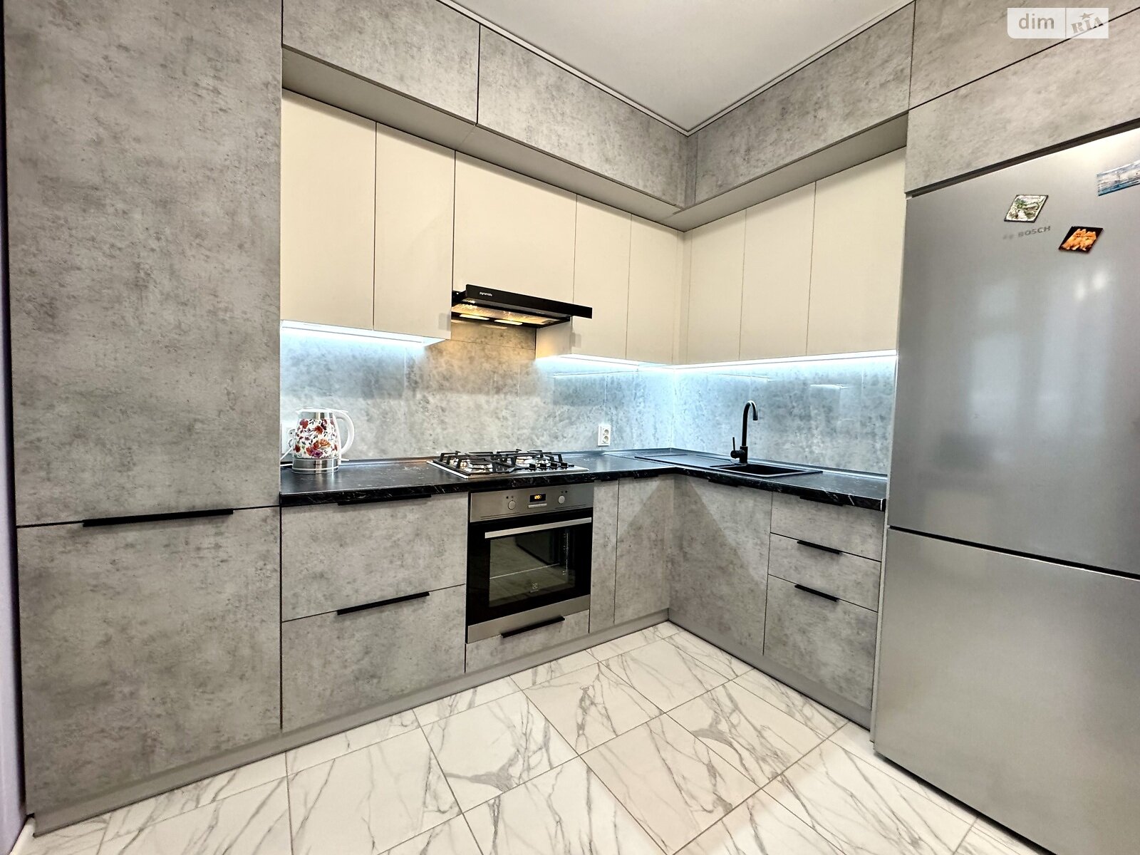 двухкомнатная квартира в Тернополе, район Бам, на ул. Лепкого Богдана в аренду на долгий срок помесячно фото 1