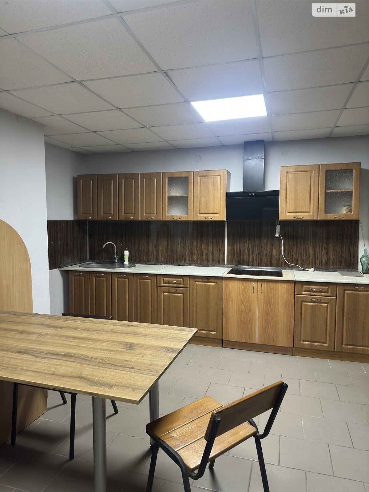 однокомнатная квартира в Тернополе, район Бам, на ул. Лозовецкая 6 в аренду на долгий срок помесячно фото 1 однокомнатная квартира в Тернополе, район Бам, на ул. Лозовецкая 6 в аренду на долгий срок помесячно фото 1