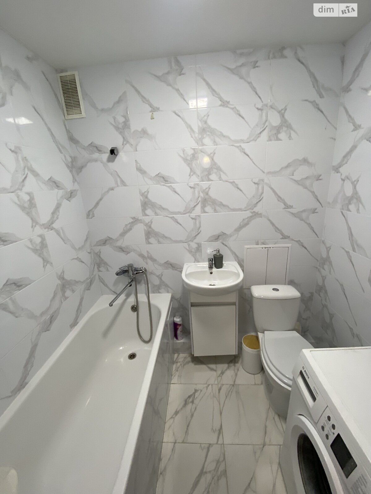 однокомнатная квартира в Тернополе, район Бам, на бул. Петлюры Симона 6, кв. 43 в аренду на долгий срок помесячно фото 1