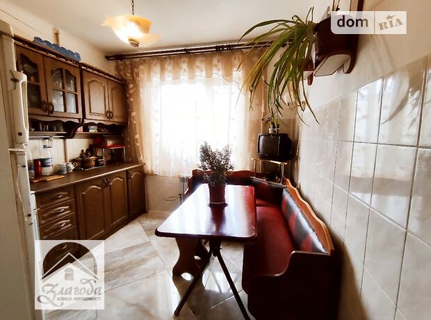 двухкомнатная квартира с мебелью в Тернополе, район Бам, на проспект Злуки в аренду на долгий срок помесячно фото 1