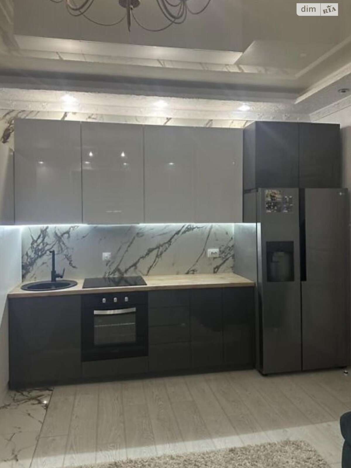 четырехкомнатная квартира в Тернополе, район Бам, на ул. Збаражская в аренду на долгий срок помесячно фото 1