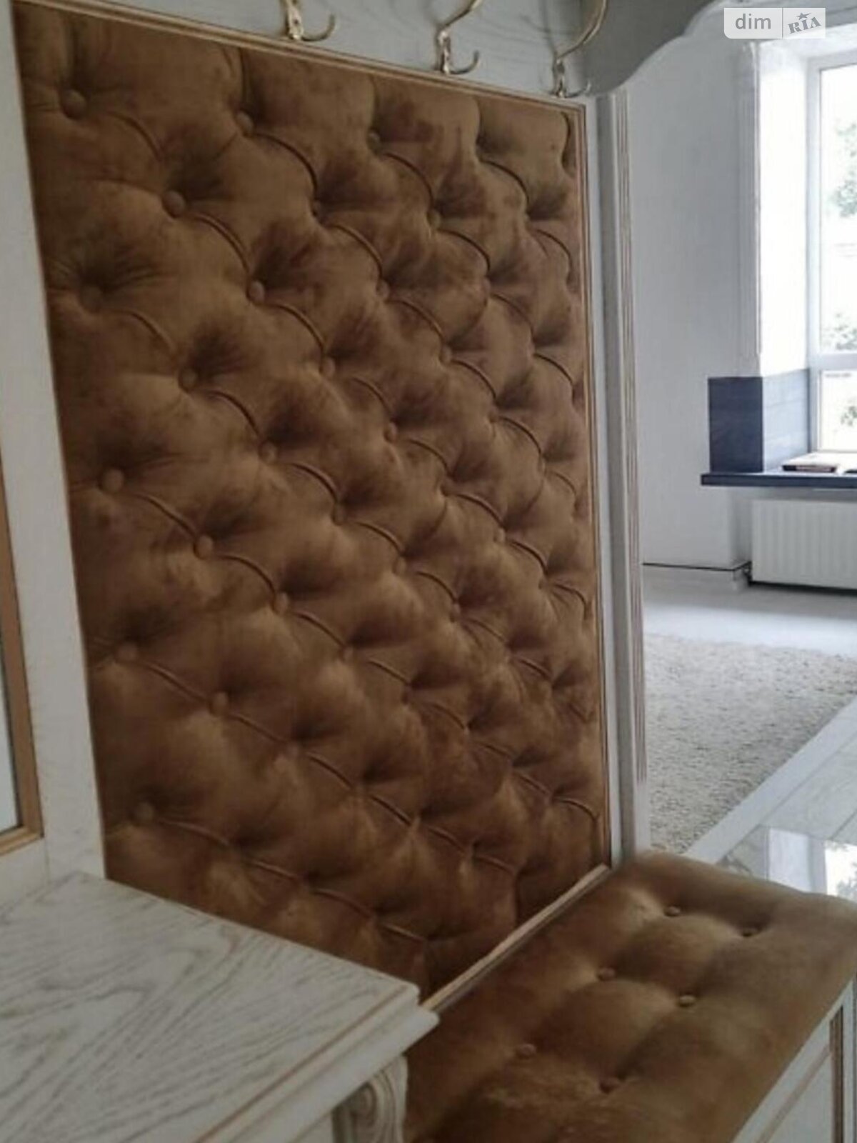 четырехкомнатная квартира в Тернополе, район Бам, на ул. Збаражская в аренду на долгий срок помесячно фото 1