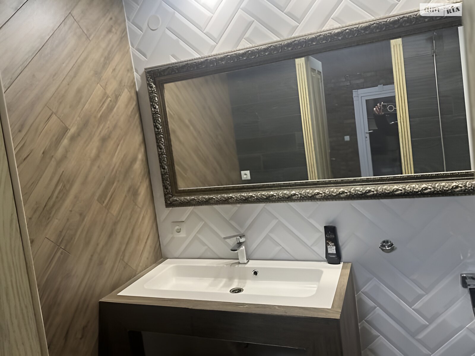 четырехкомнатная квартира в Тернополе, район Бам, на ул. Збаражская в аренду на долгий срок помесячно фото 1