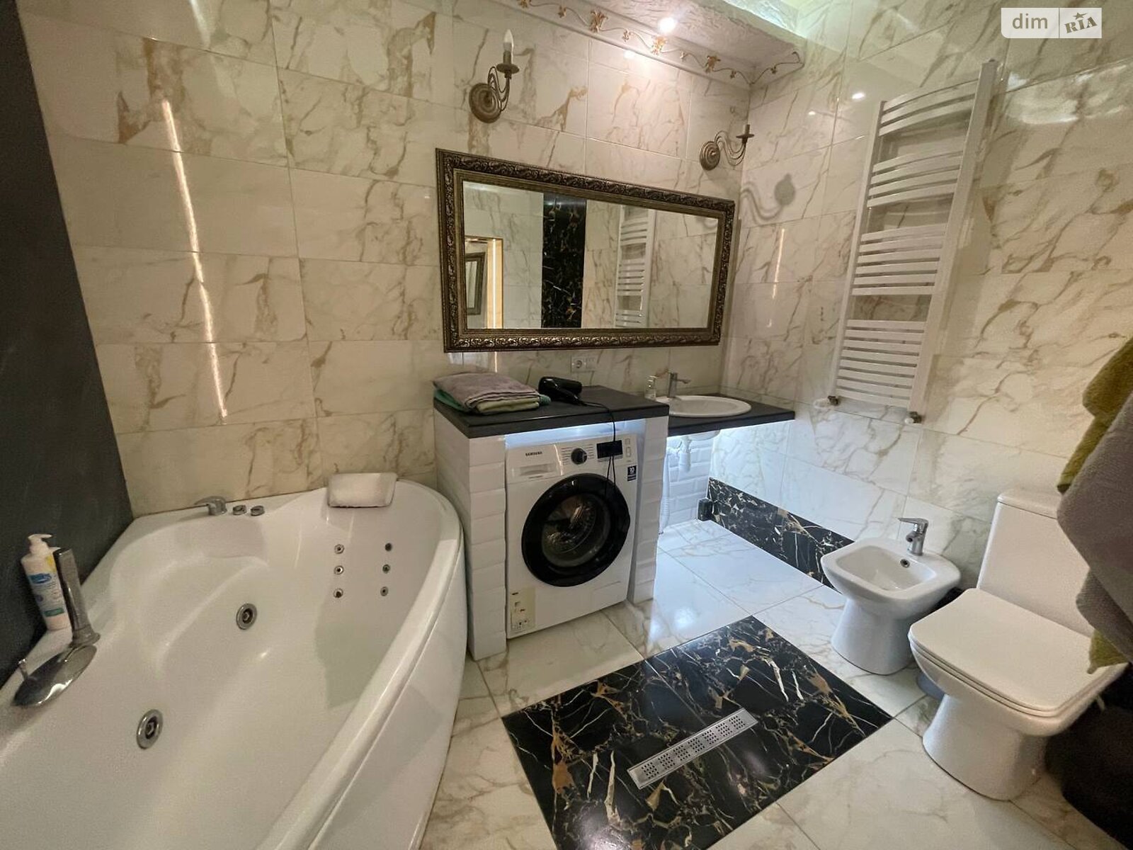 четырехкомнатная квартира в Тернополе, район Бам, на ул. Збаражская в аренду на долгий срок помесячно фото 1