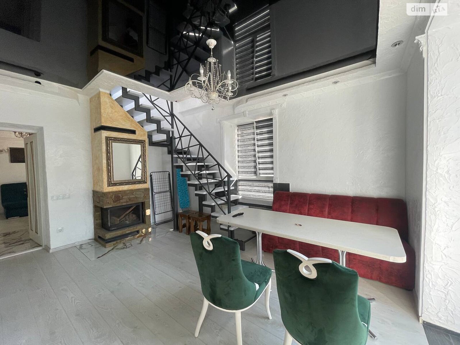 четырехкомнатная квартира в Тернополе, район Бам, на ул. Збаражская в аренду на долгий срок помесячно фото 1