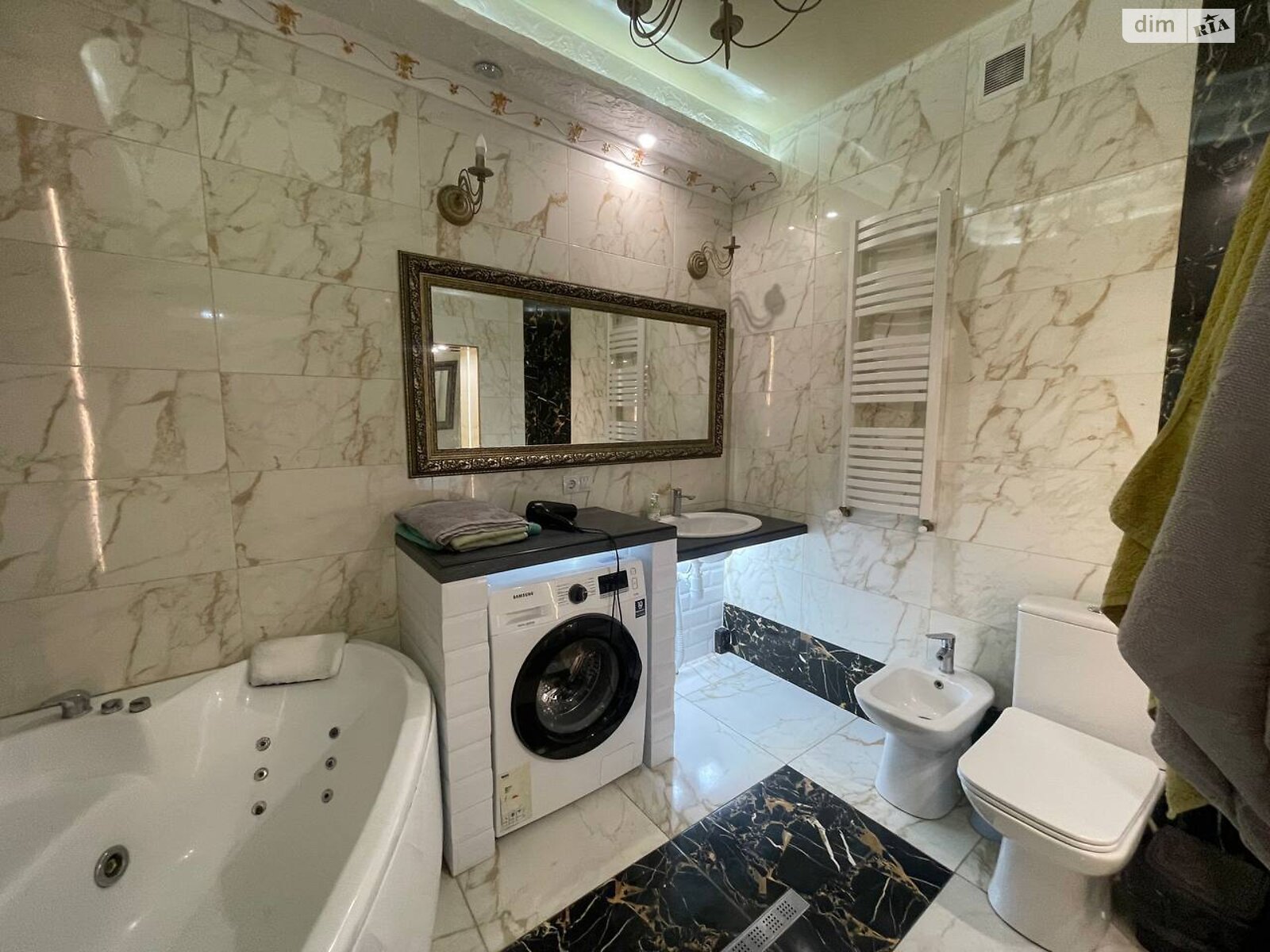 четырехкомнатная квартира в Тернополе, район Бам, на ул. Збаражская в аренду на долгий срок помесячно фото 1