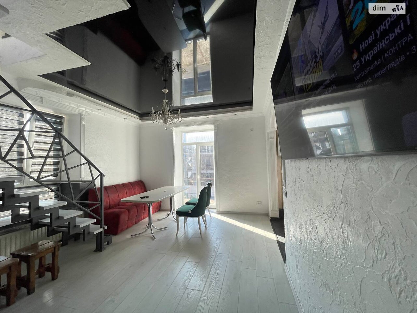 четырехкомнатная квартира в Тернополе, район Бам, на ул. Збаражская в аренду на долгий срок помесячно фото 1