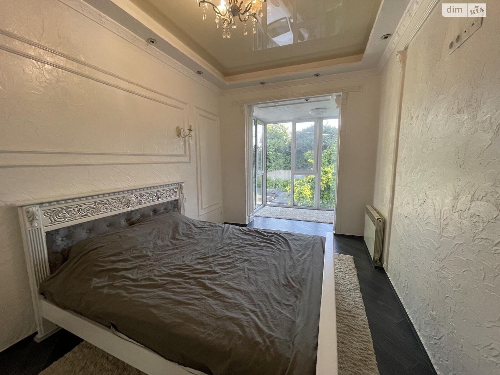 четырехкомнатная квартира в Тернополе, район Бам, на ул. Збаражская в аренду на долгий срок помесячно фото 1