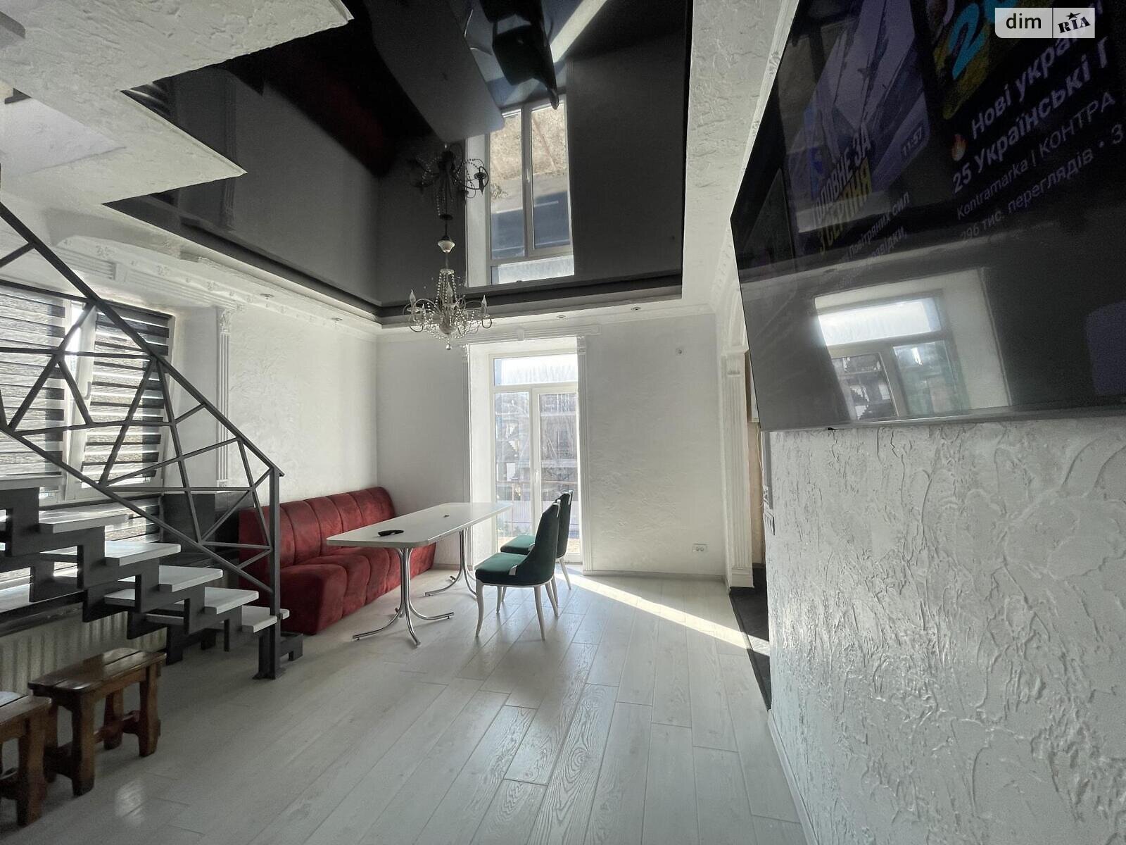 четырехкомнатная квартира в Тернополе, район Бам, на ул. Збаражская в аренду на долгий срок помесячно фото 1