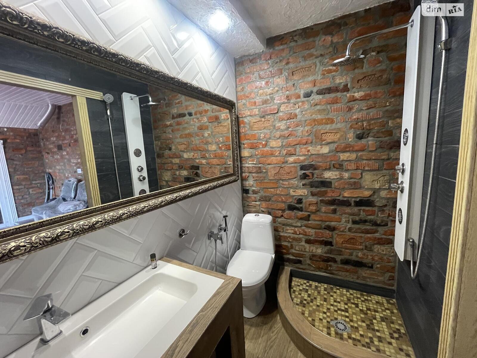 четырехкомнатная квартира в Тернополе, район Бам, на ул. Збаражская в аренду на долгий срок помесячно фото 1