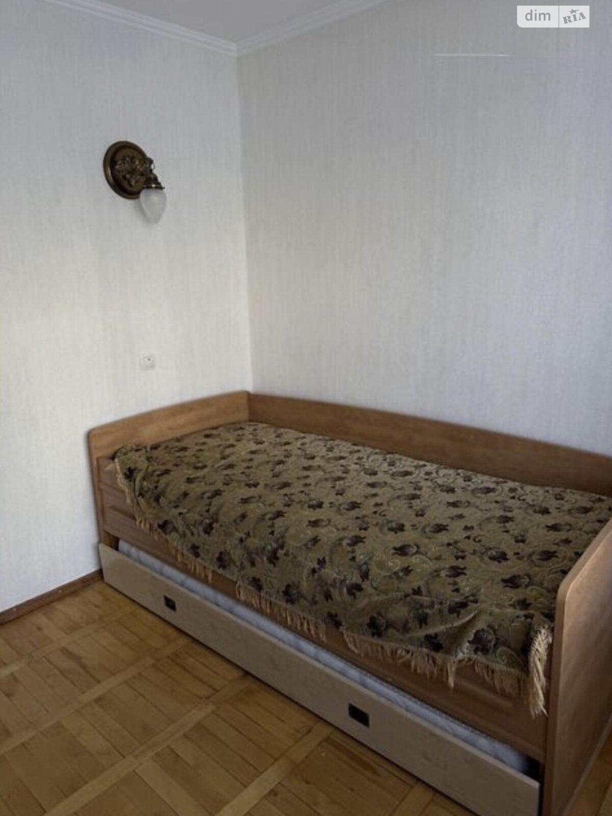 трехкомнатная квартира в Тернополе, район Бам, на просп. Злуки в аренду на долгий срок помесячно фото 1 трехкомнатная квартира в Тернополе, район Бам, на просп. Злуки в аренду на долгий срок помесячно фото 1