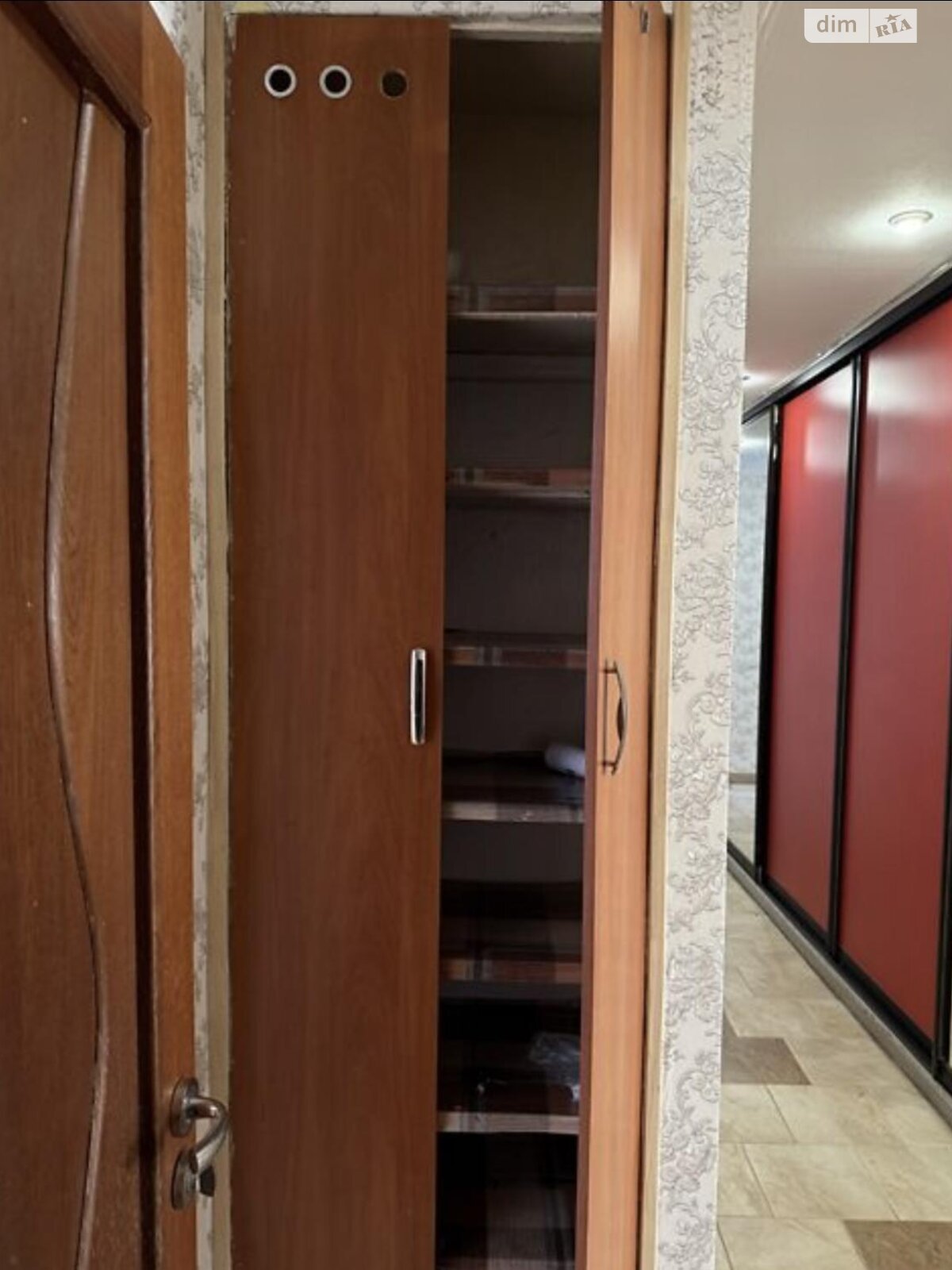 трехкомнатная квартира в Тернополе, район Бам, на просп. Злуки в аренду на долгий срок помесячно фото 1 трехкомнатная квартира в Тернополе, район Бам, на просп. Злуки в аренду на долгий срок помесячно фото 1