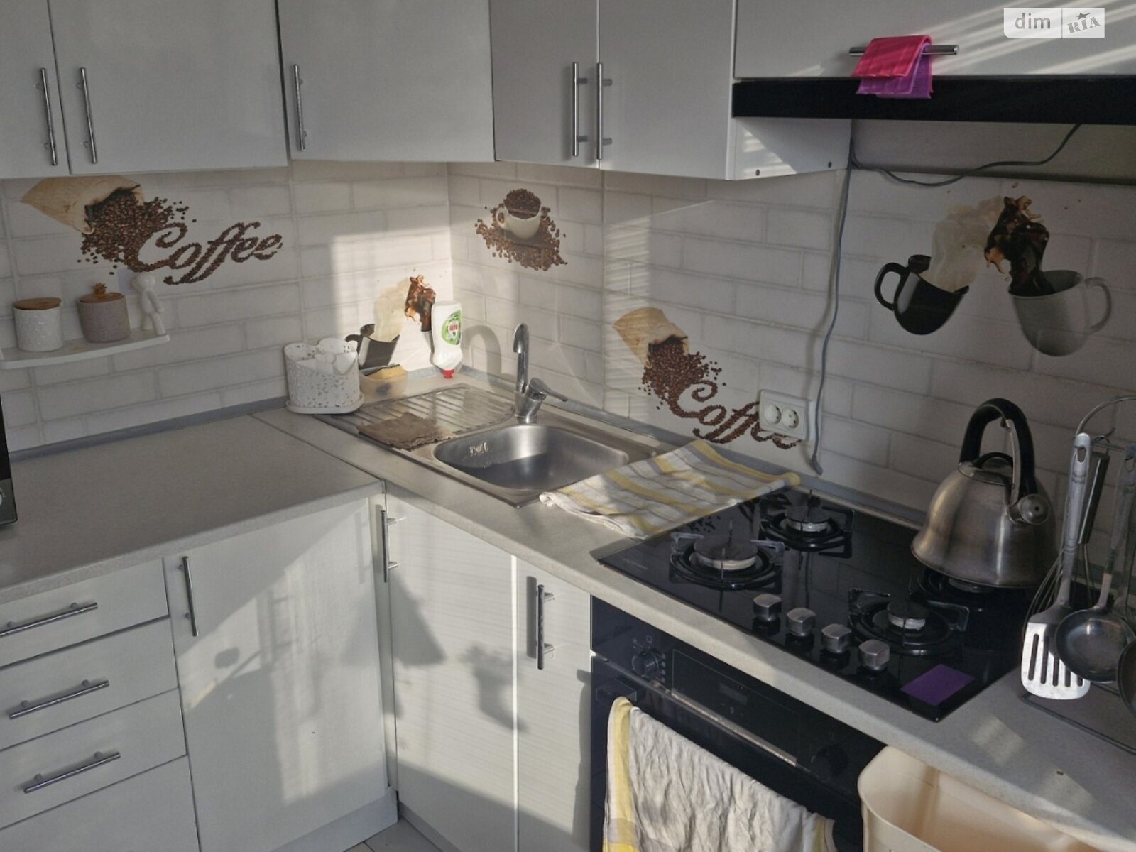 двухкомнатная квартира с мебелью в Тернополе, район Бам, на просп. Злуки в аренду на долгий срок помесячно фото 1 двухкомнатная квартира с мебелью в Тернополе, район Бам, на просп. Злуки в аренду на долгий срок помесячно фото 1