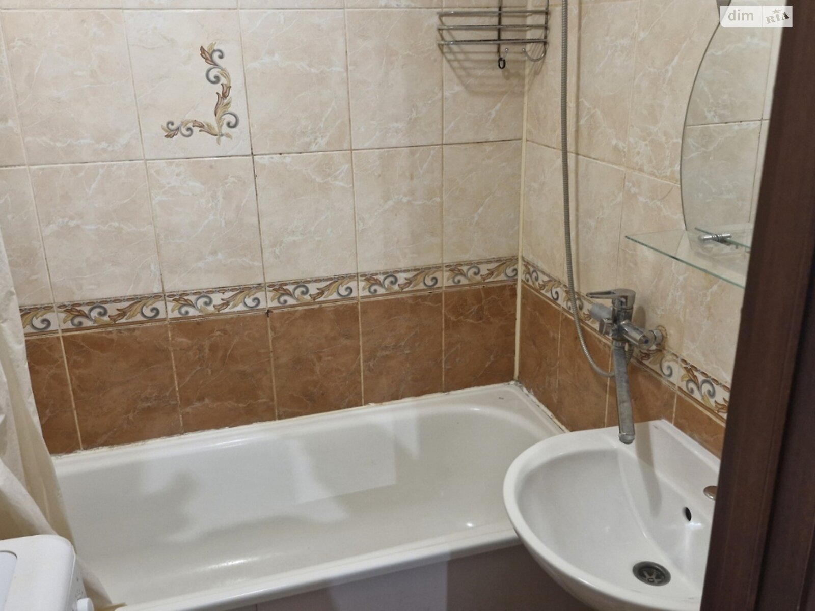 двухкомнатная квартира с мебелью в Тернополе, район Бам, на просп. Злуки в аренду на долгий срок помесячно фото 1 двухкомнатная квартира с мебелью в Тернополе, район Бам, на просп. Злуки в аренду на долгий срок помесячно фото 1