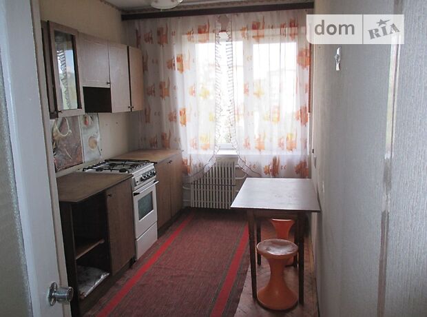трехкомнатная квартира с мебелью в Тернополе, район Бам, в аренду на долгий срок помесячно фото 1 трехкомнатная квартира с мебелью в Тернополе, район Бам, в аренду на долгий срок помесячно фото 1