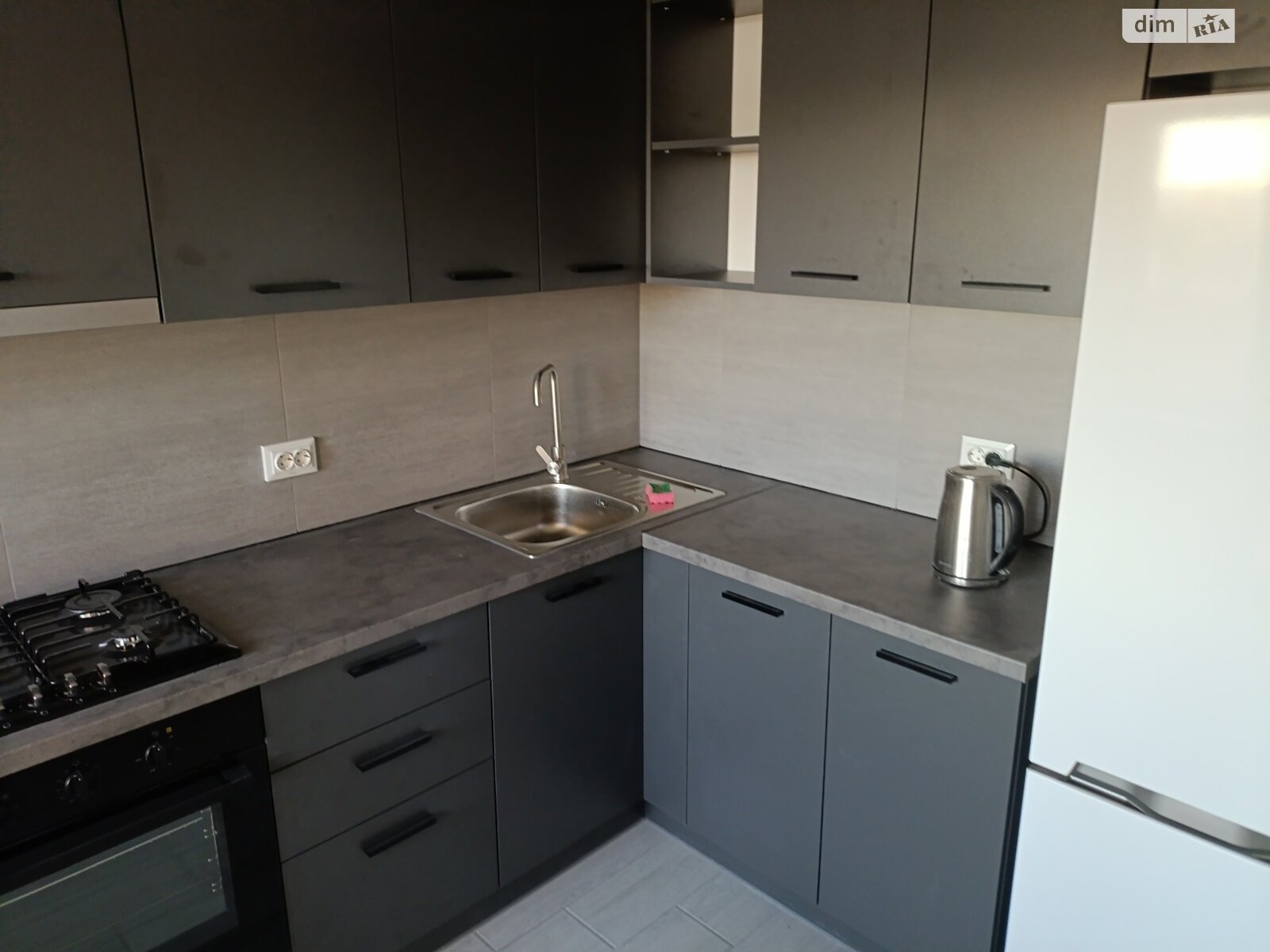 однокомнатная квартира в Тернополе, на ул. Белогорская 26А в аренду на долгий срок помесячно фото 1 однокомнатная квартира в Тернополе, на ул. Белогорская 26А в аренду на долгий срок помесячно фото 1