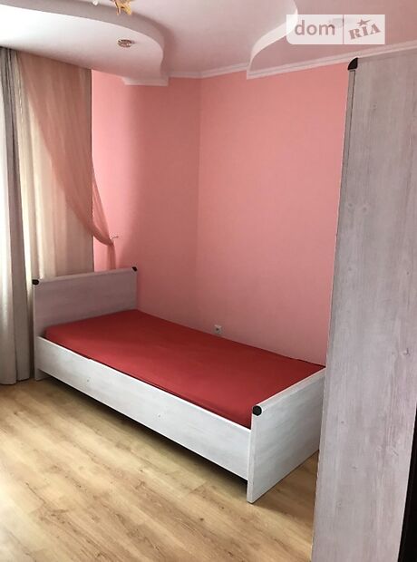 трехкомнатная квартира с мебелью в Тернополе, район Березовица, на ул. Микулинецкая в аренду на долгий срок помесячно фото 1 трехкомнатная квартира с мебелью в Тернополе, район Березовица, на ул. Микулинецкая в аренду на долгий срок помесячно фото 1