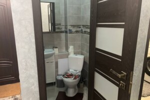 двухкомнатная квартира без мебели в Тернополе, на ул. Черновецкая в аренду на долгий срок помесячно фото 2
