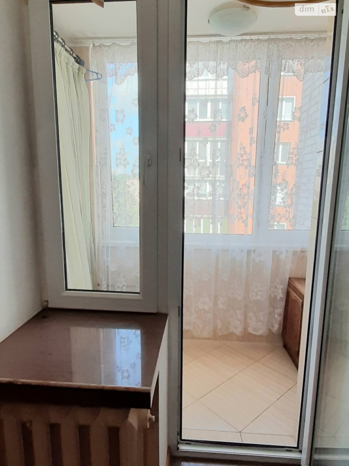 трехкомнатная квартира в Тернополе, район Дружба, на ул. Будного Степана в аренду на долгий срок помесячно фото 1