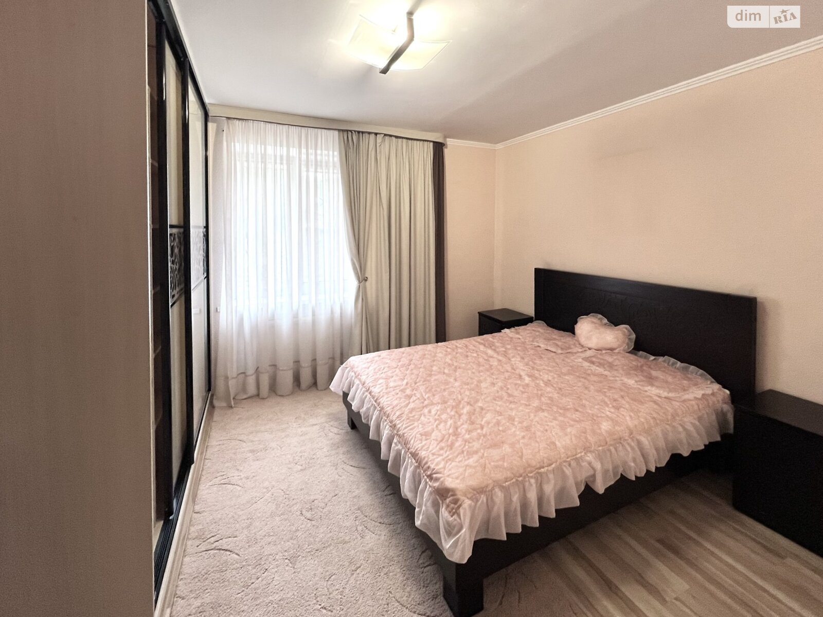 трикімнатна квартира в Тернополі, район Дружба, на вул. Будного Степана 32А в довготривалу оренду помісячно фото 1