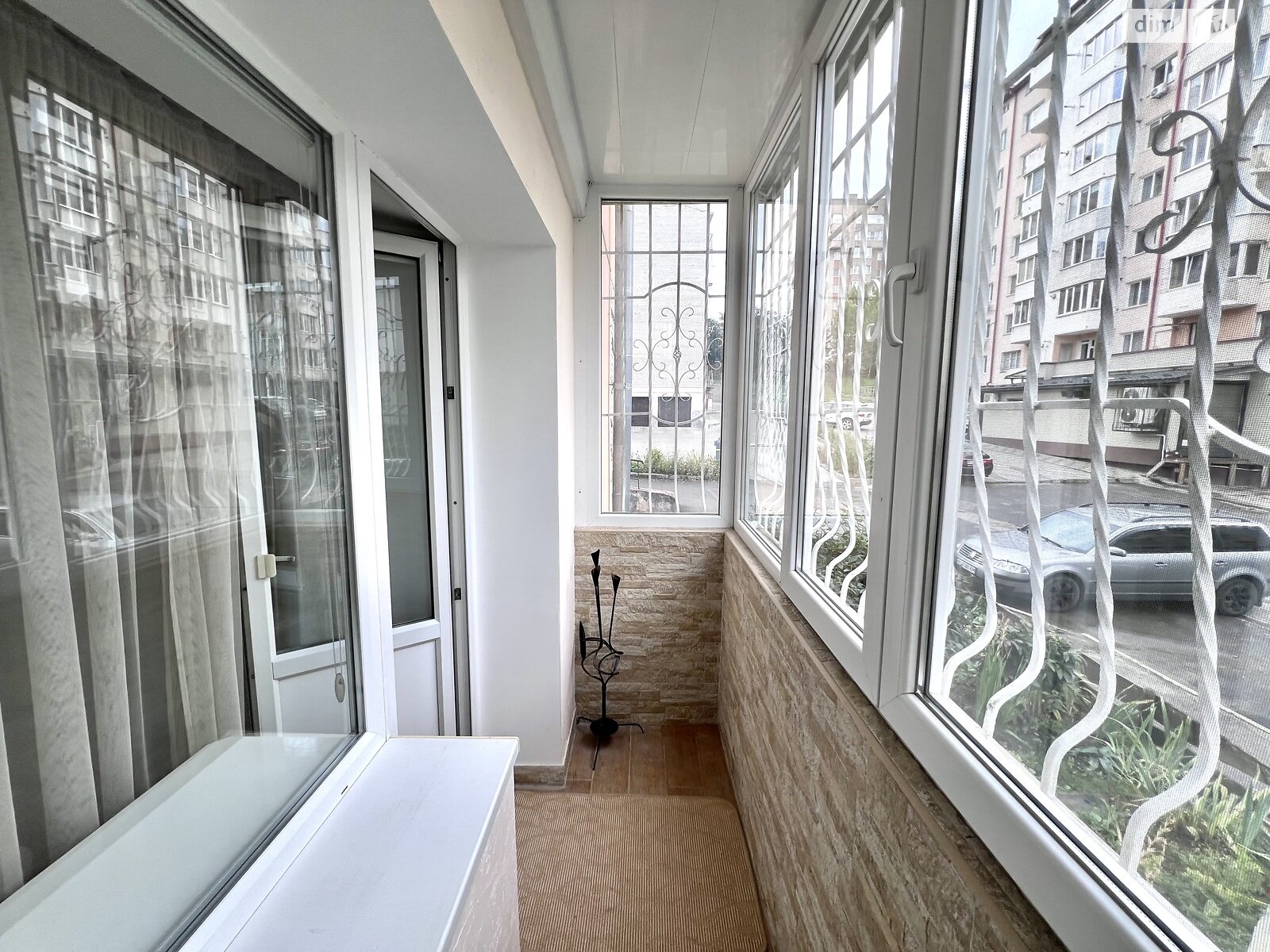 трикімнатна квартира в Тернополі, район Дружба, на вул. Будного Степана 32А в довготривалу оренду помісячно фото 1