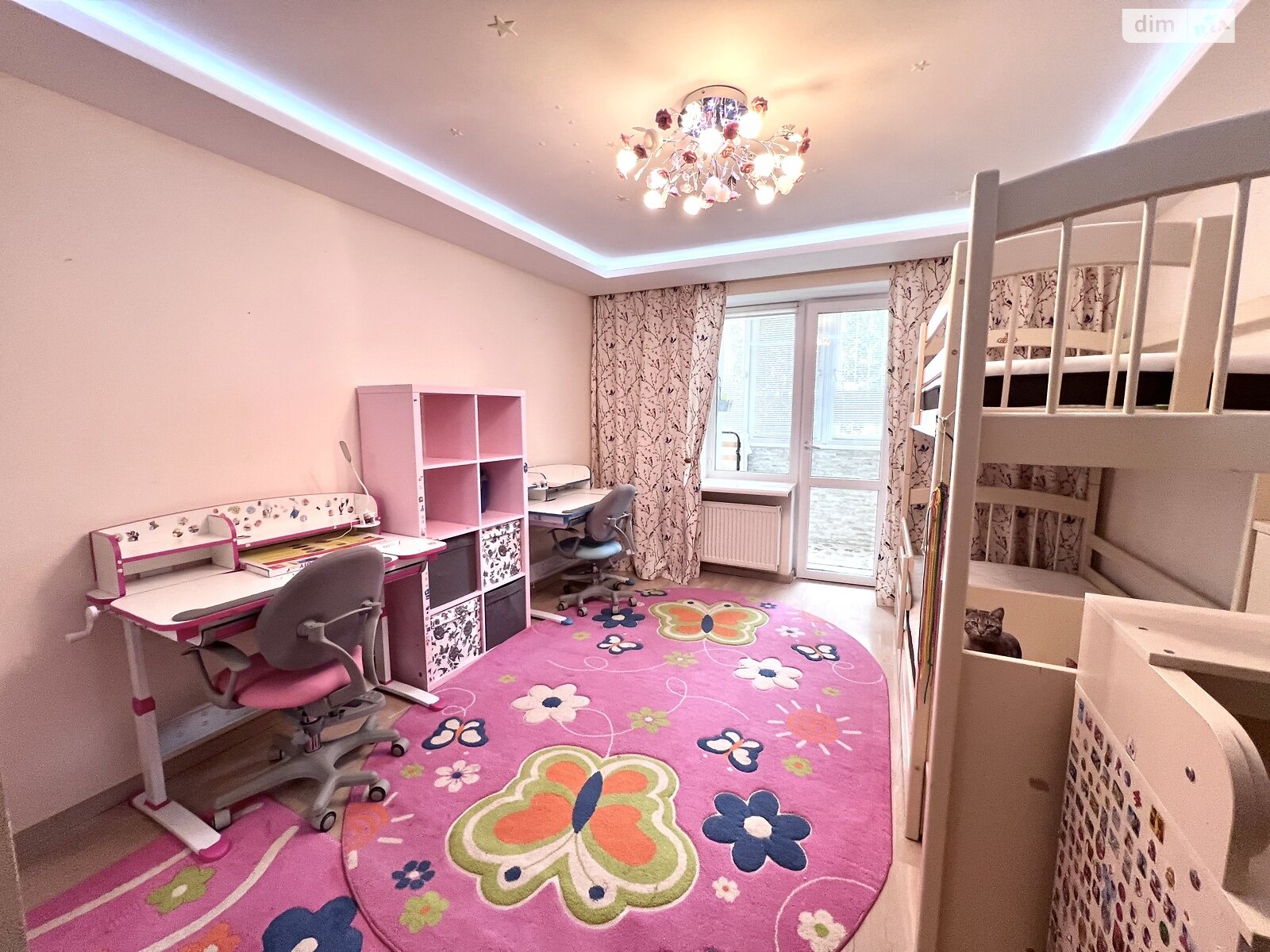 трикімнатна квартира в Тернополі, район Дружба, на вул. Будного Степана 32А в довготривалу оренду помісячно фото 1