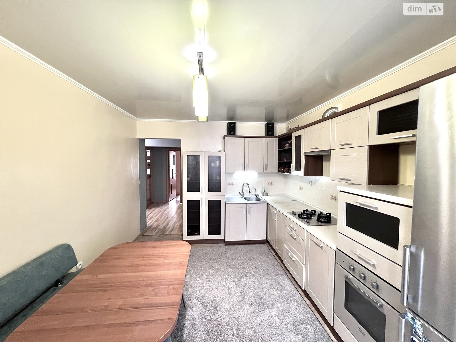 трикімнатна квартира в Тернополі, район Дружба, на вул. Будного Степана 32А в довготривалу оренду помісячно фото 1