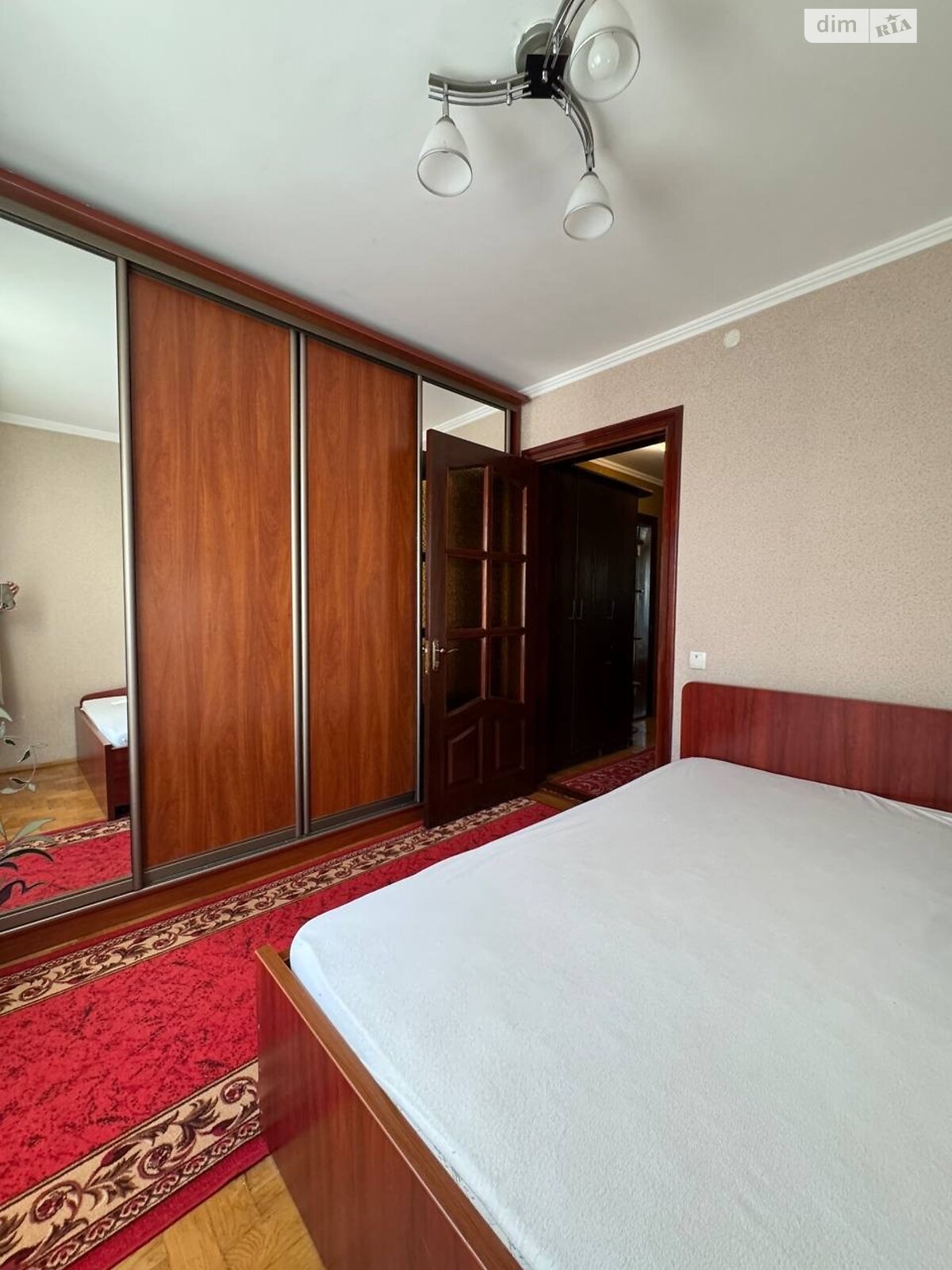 трехкомнатная квартира в Тернополе, район Дружба, на ул. Будного Степана 30 в аренду на долгий срок помесячно фото 1