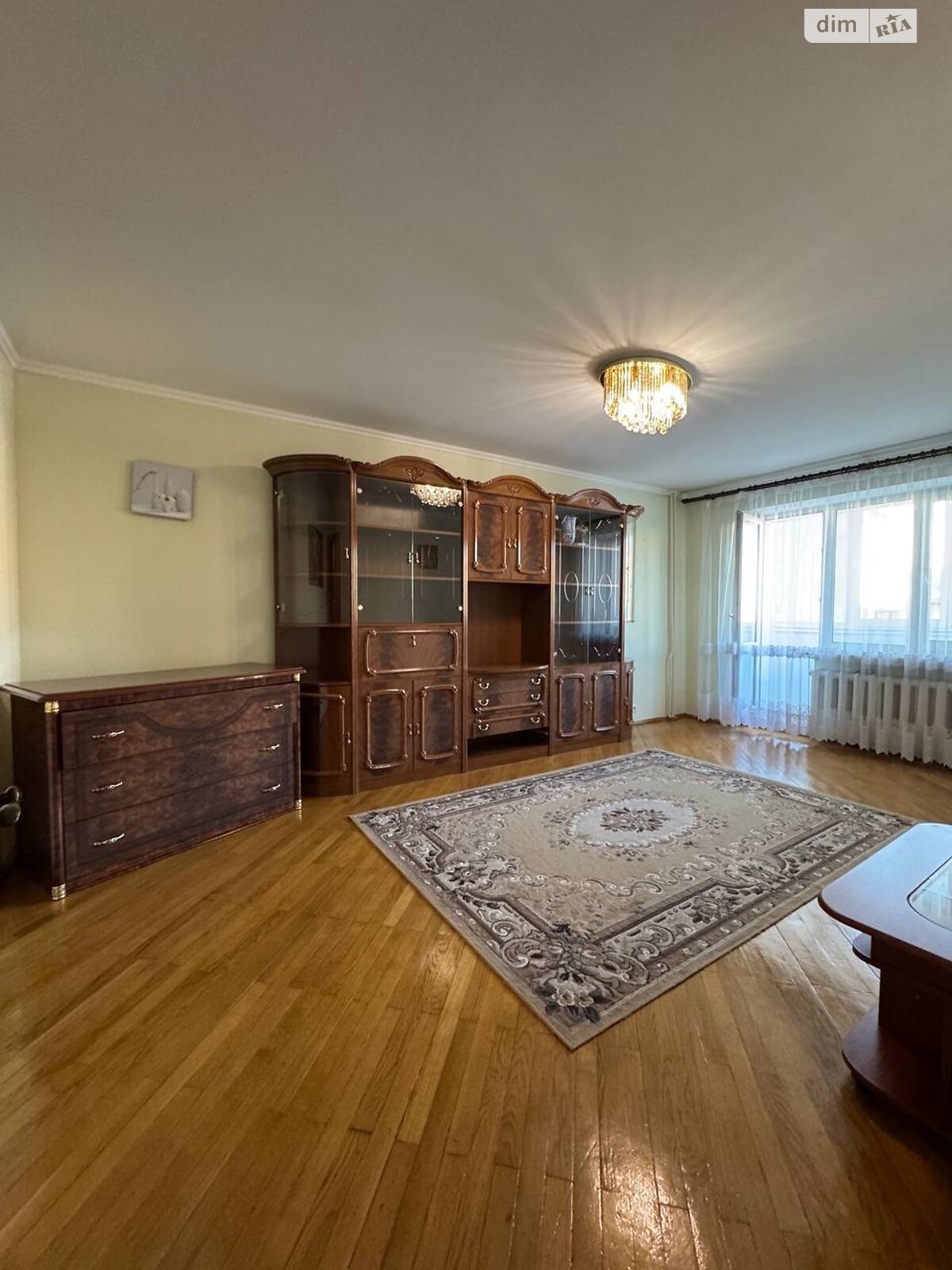 трехкомнатная квартира в Тернополе, район Дружба, на ул. Будного Степана 30 в аренду на долгий срок помесячно фото 1