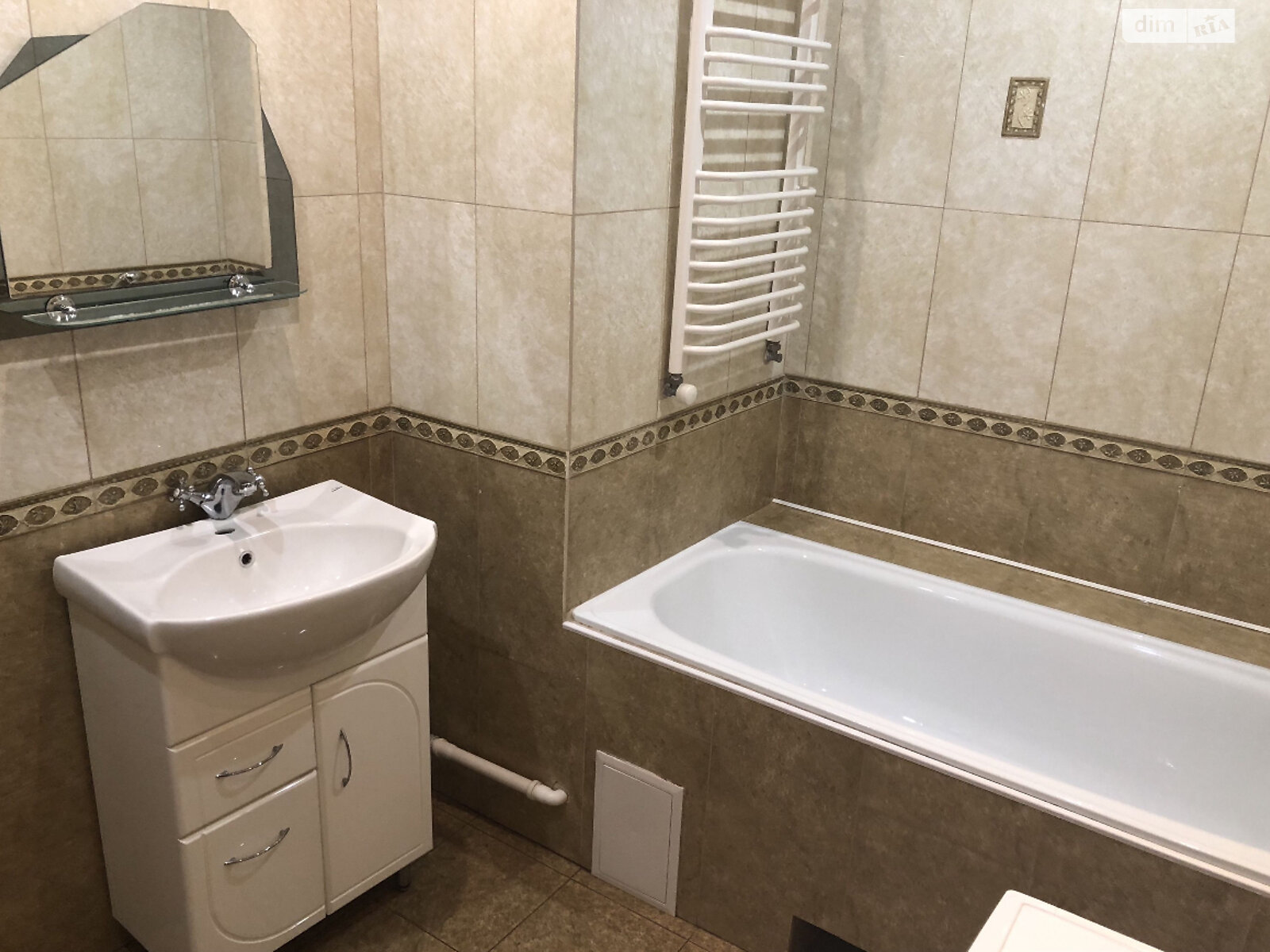 двухкомнатная квартира в Тернополе, район Дружба, на ул. Будного Степана 20Б в аренду на долгий срок помесячно фото 1