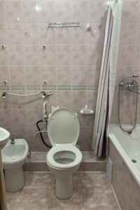 двухкомнатная квартира в Тернополе, район Дружба, на ул. Карпенко 21 в аренду на долгий срок помесячно фото 2