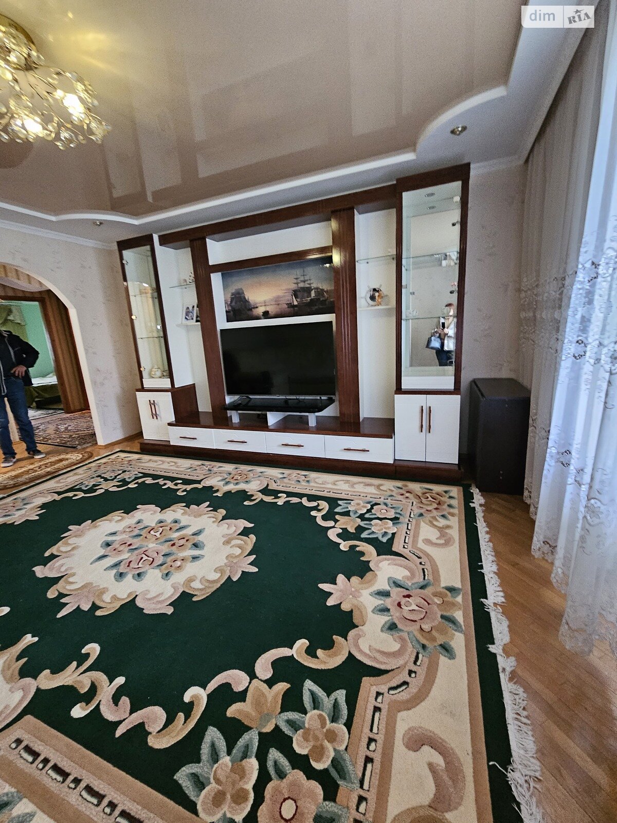 трикімнатна квартира в Тернополі, район Дружба, на вул. Карпенка 12В в довготривалу оренду помісячно фото 1 трикімнатна квартира в Тернополі, район Дружба, на вул. Карпенка 12В в довготривалу оренду помісячно фото 1