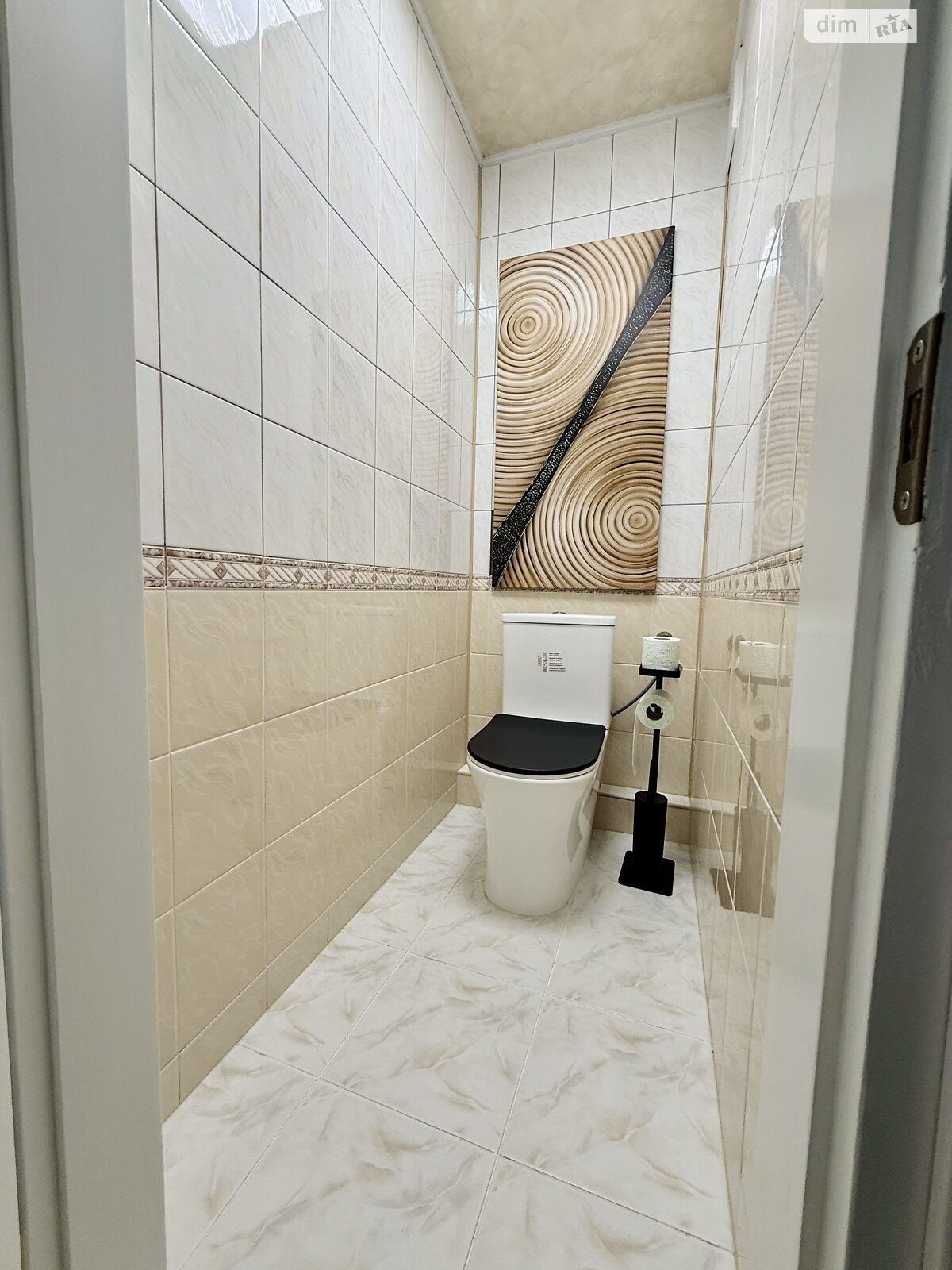 двокімнатна квартира в Тернополі, район Дружба, на вул. Карпенка 4 в довготривалу оренду помісячно фото 1 двокімнатна квартира в Тернополі, район Дружба, на вул. Карпенка 4 в довготривалу оренду помісячно фото 1