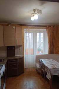 трехкомнатная квартира в Тернополе, район Дружба, на ул. Карпенко в аренду на долгий срок помесячно фото 2 трехкомнатная квартира в Тернополе, район Дружба, на ул. Карпенко в аренду на долгий срок помесячно фото 2