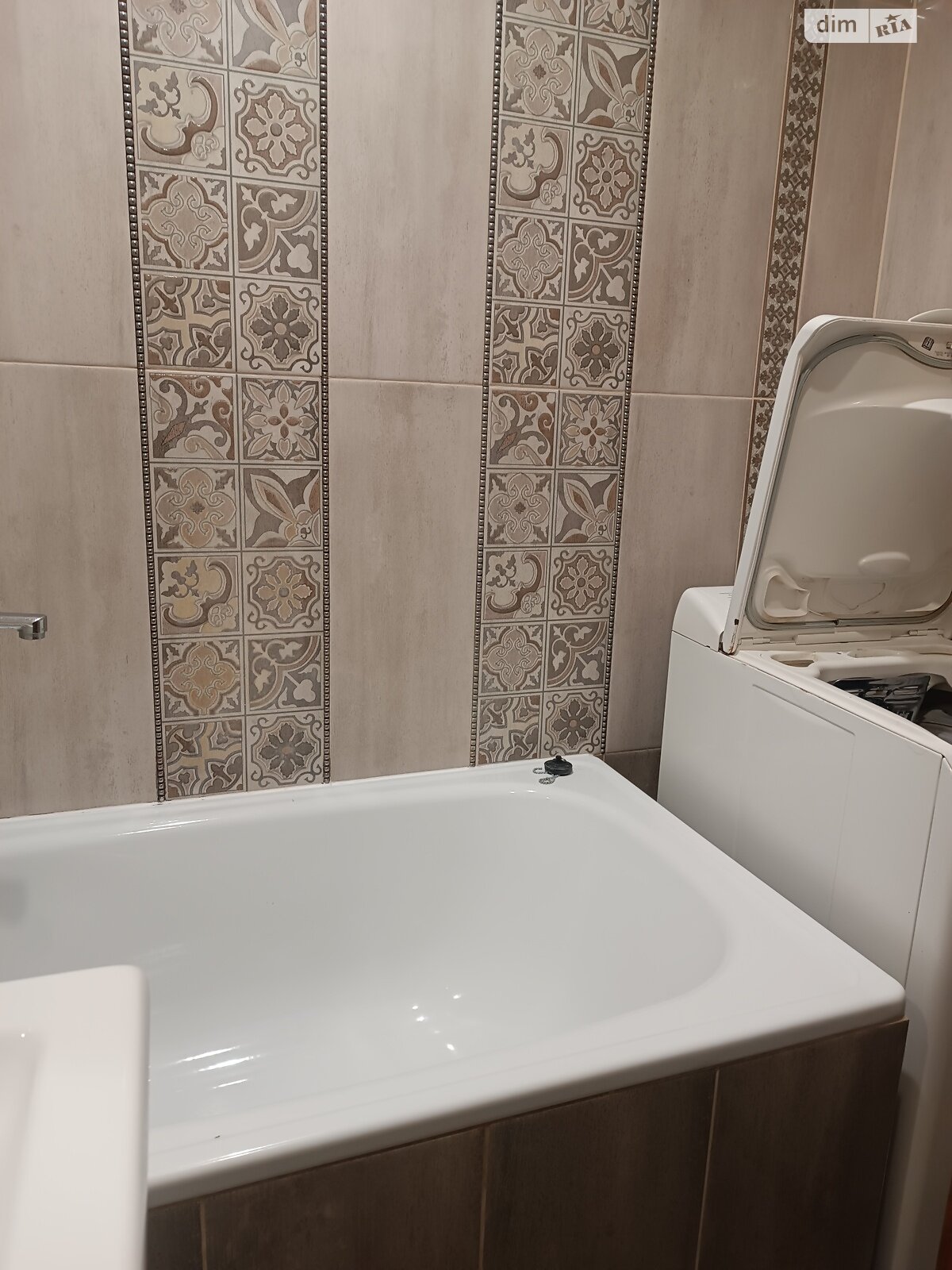 трехкомнатная квартира в Тернополе, район Дружба, на ул. Карпенко в аренду на долгий срок помесячно фото 1 трехкомнатная квартира в Тернополе, район Дружба, на ул. Карпенко в аренду на долгий срок помесячно фото 1