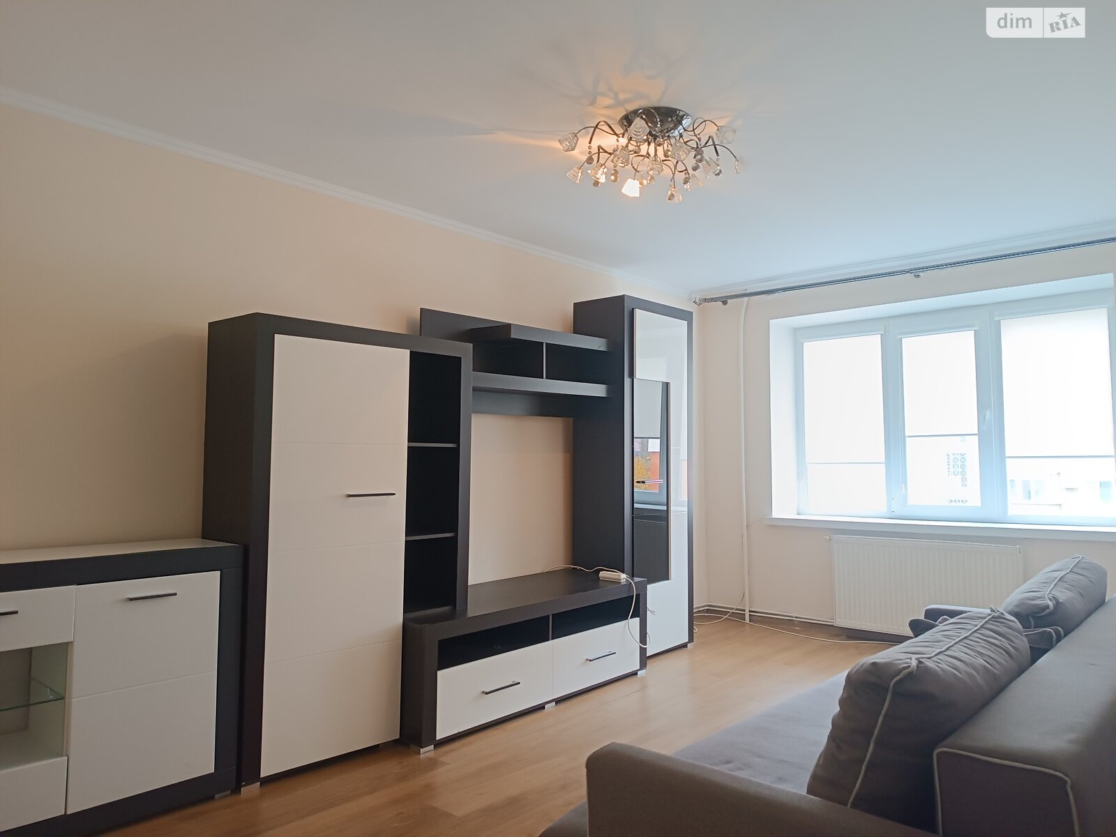 трехкомнатная квартира в Тернополе, район Дружба, на ул. Карпенко в аренду на долгий срок помесячно фото 1 трехкомнатная квартира в Тернополе, район Дружба, на ул. Карпенко в аренду на долгий срок помесячно фото 1