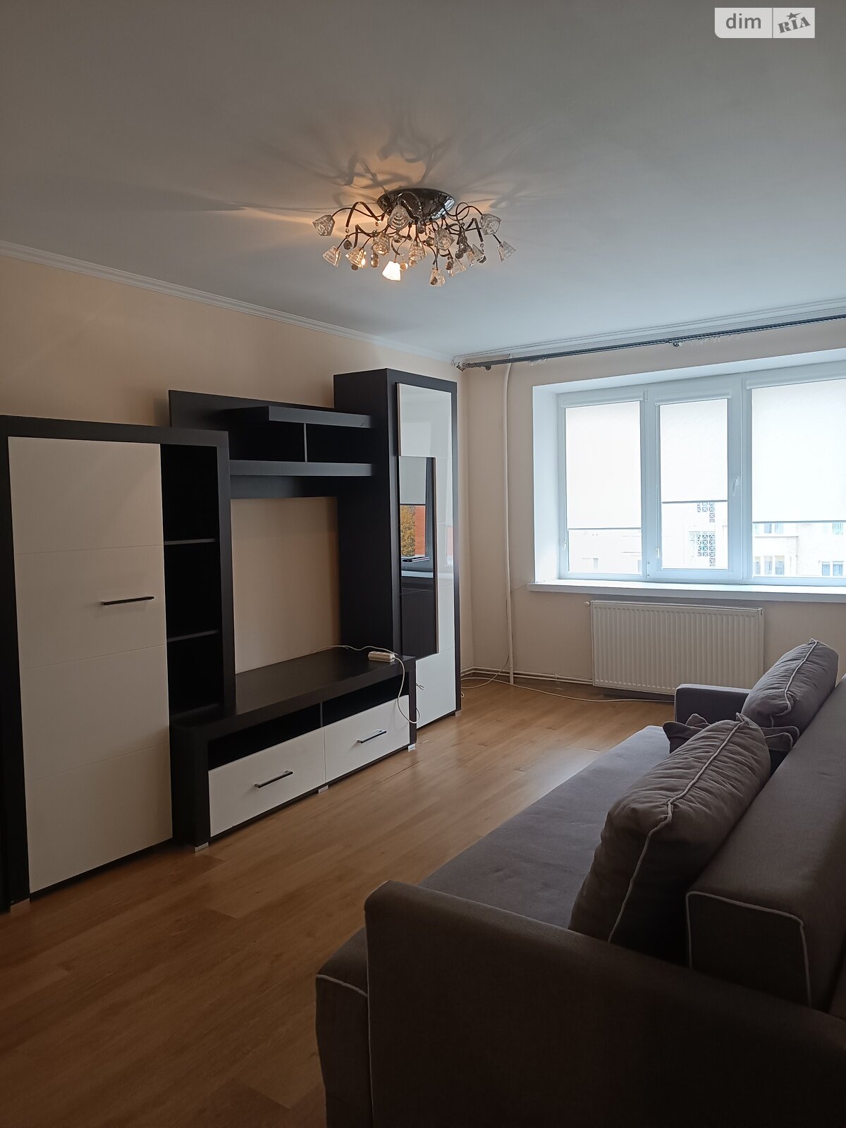 трехкомнатная квартира в Тернополе, район Дружба, на ул. Карпенко в аренду на долгий срок помесячно фото 1 трехкомнатная квартира в Тернополе, район Дружба, на ул. Карпенко в аренду на долгий срок помесячно фото 1