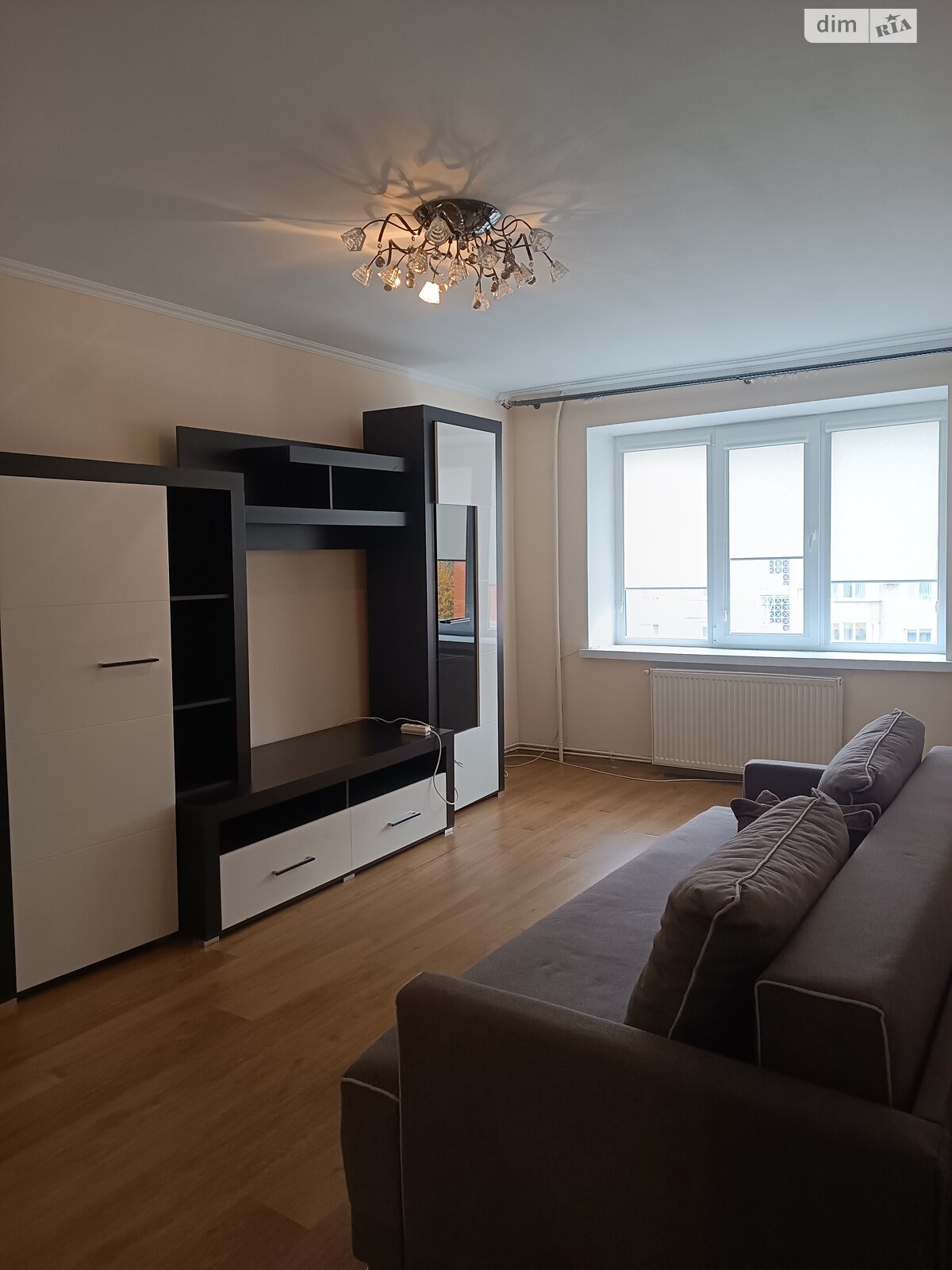 трехкомнатная квартира в Тернополе, район Дружба, на ул. Карпенко в аренду на долгий срок помесячно фото 1 трехкомнатная квартира в Тернополе, район Дружба, на ул. Карпенко в аренду на долгий срок помесячно фото 1