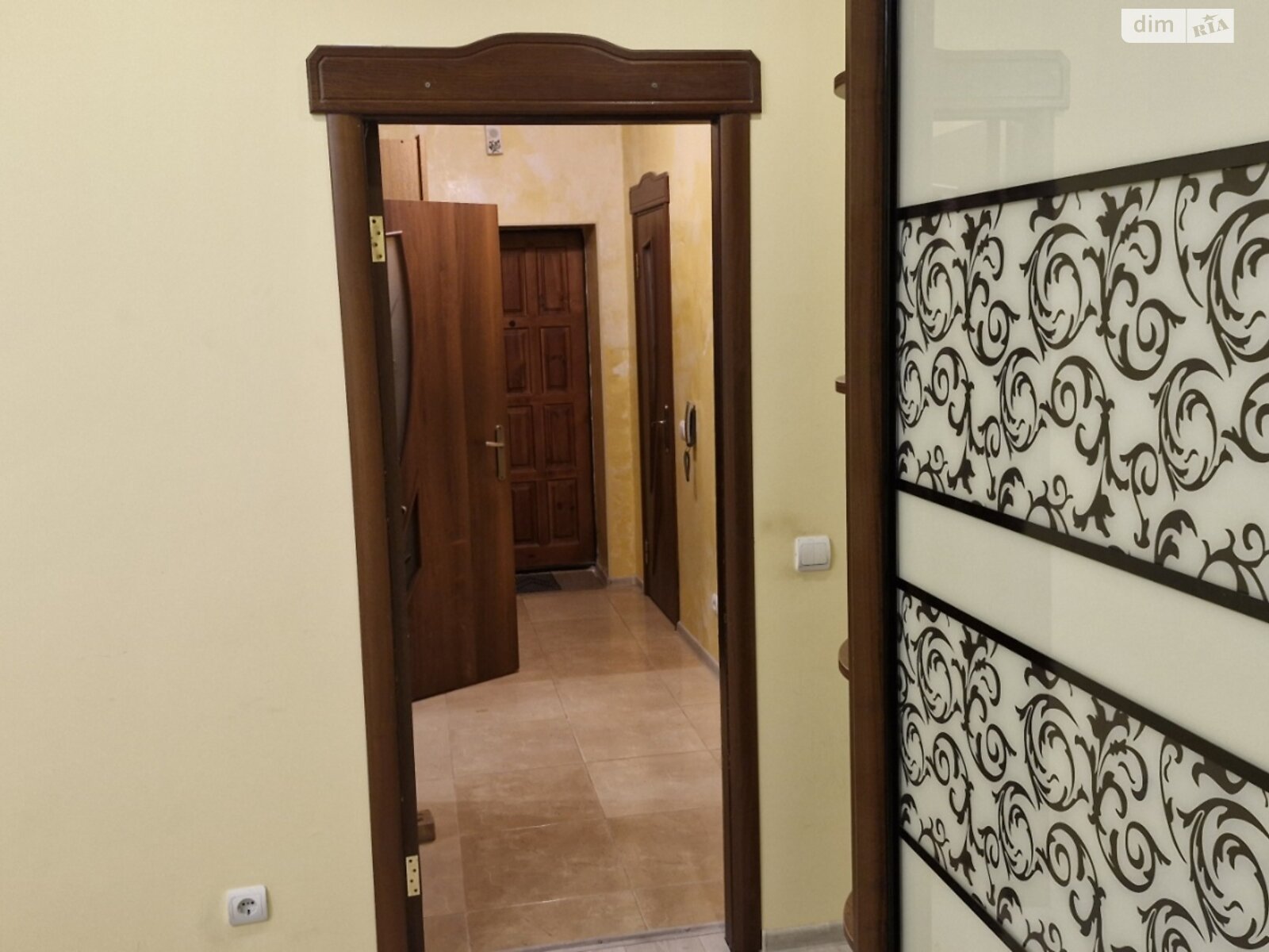 трехкомнатная квартира в Тернополе, район Дружба, на ул. Карпенко 34 в аренду на долгий срок помесячно фото 1 трехкомнатная квартира в Тернополе, район Дружба, на ул. Карпенко 34 в аренду на долгий срок помесячно фото 1